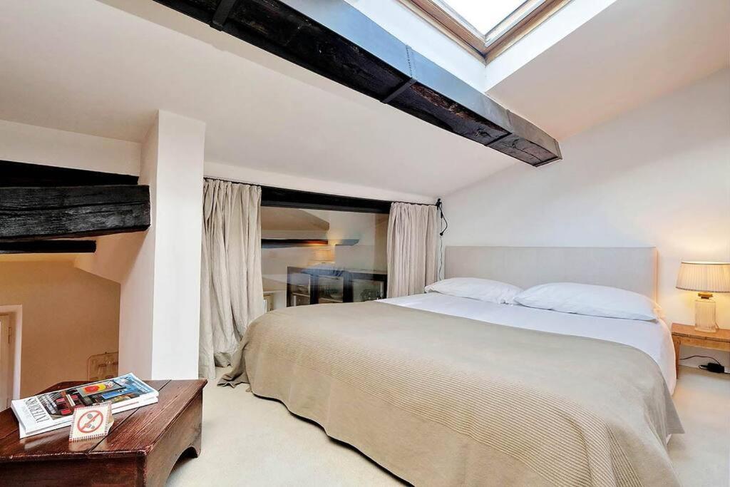 Trastevere Charming Loft | Romeloft Apartment