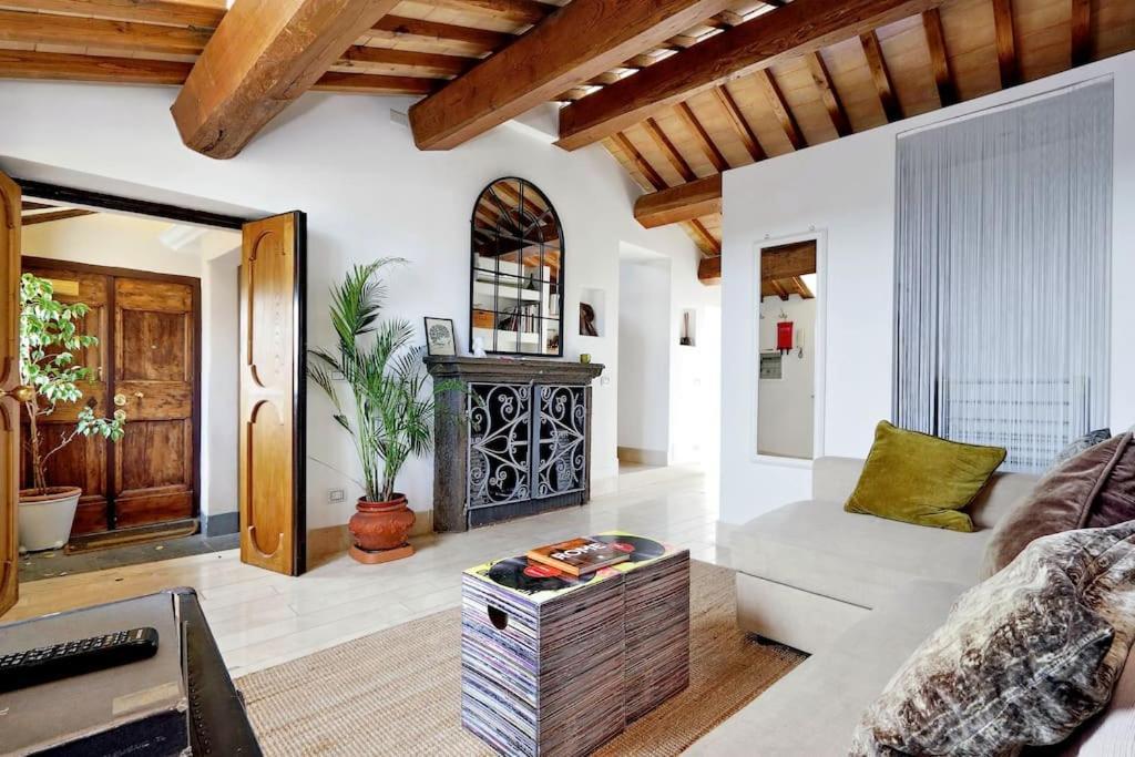 Pantheon Stylish Attic * Roma