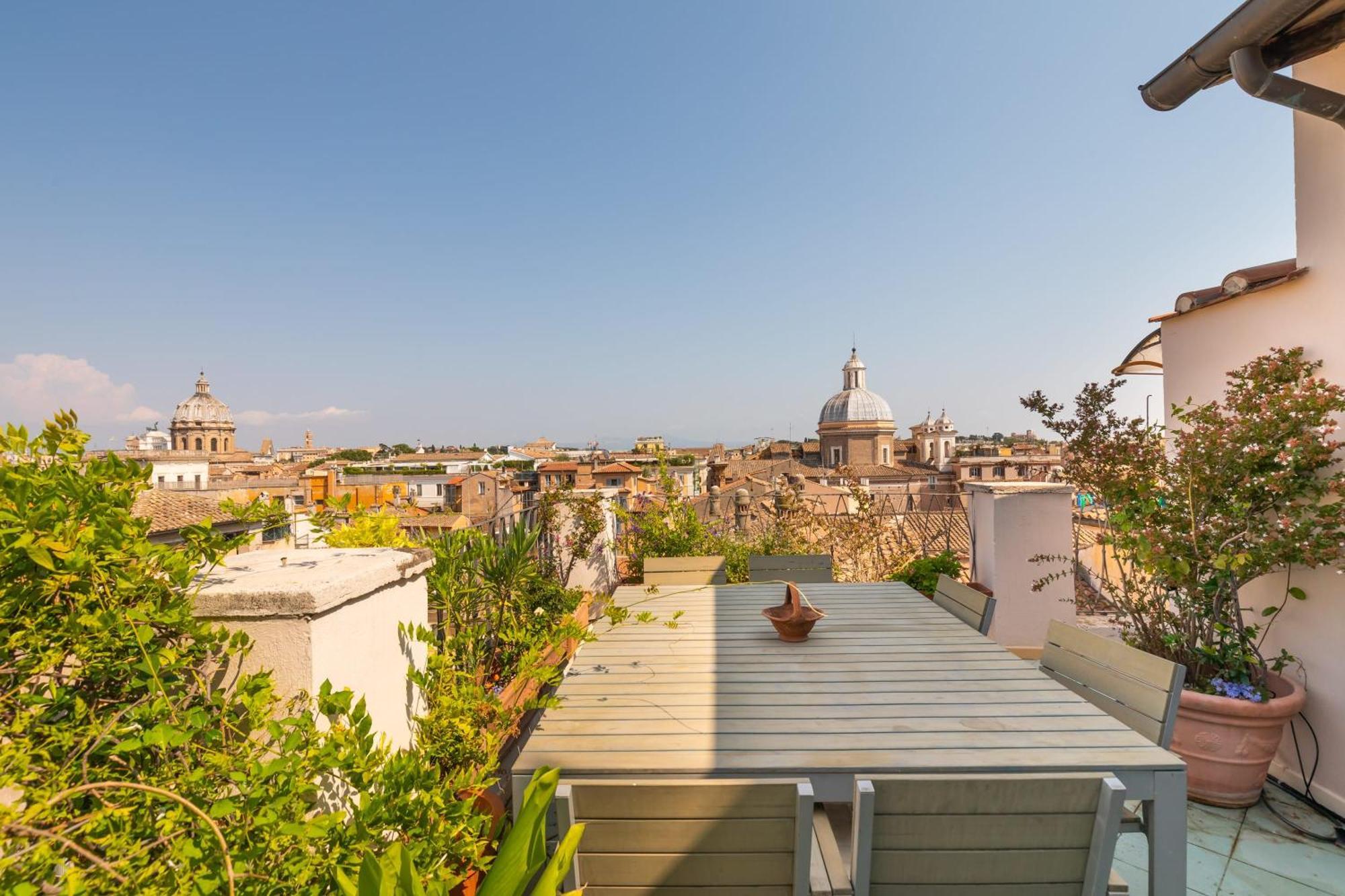 Appartamento Farnese Stunning Penthouse | Romeloft *