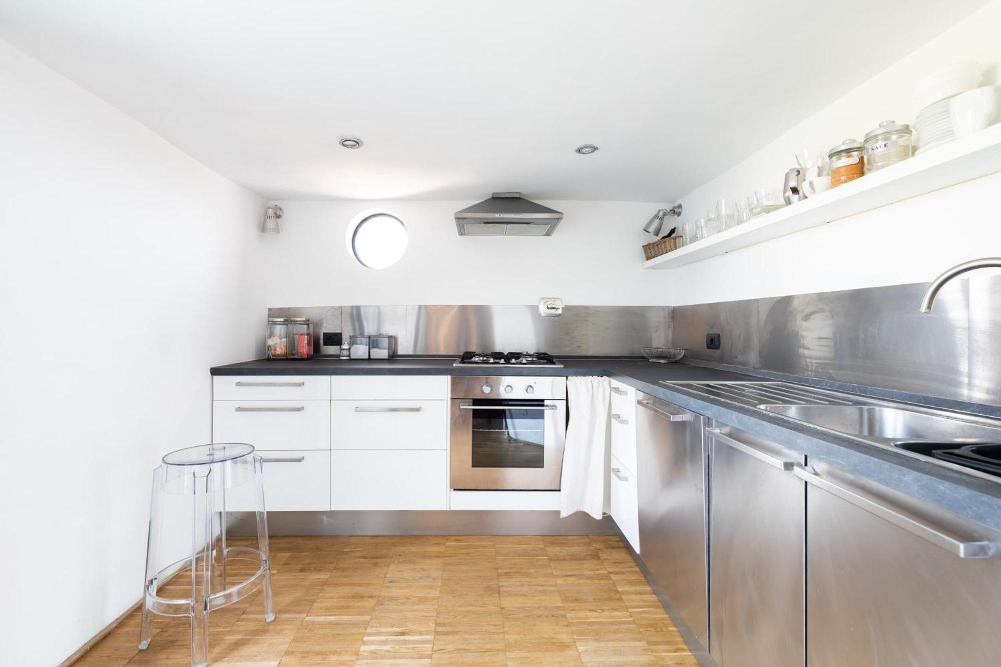 Farnese Stunning Penthouse | Romeloft Appartamento