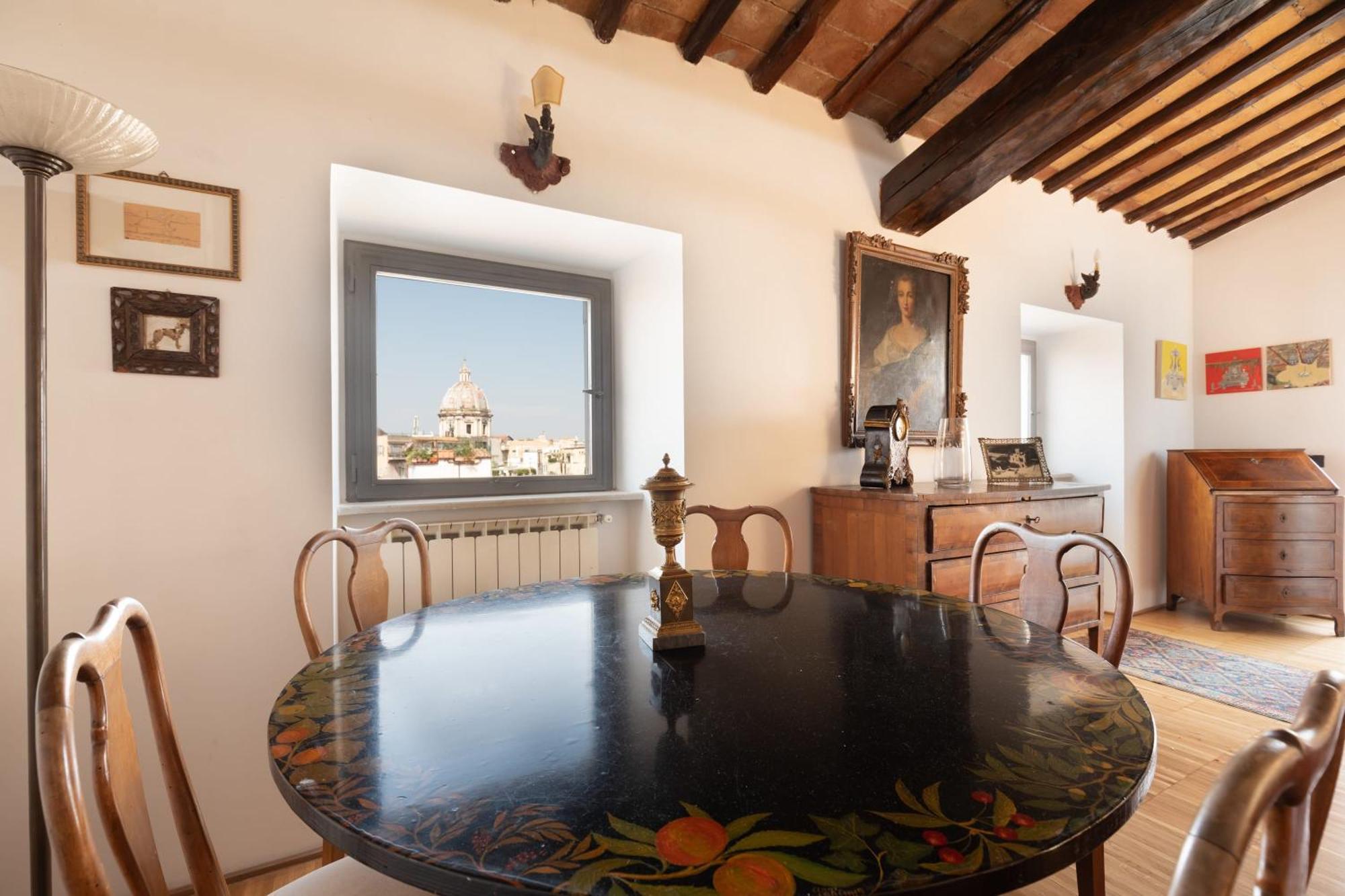 Farnese Stunning Penthouse | Romeloft Appartamento