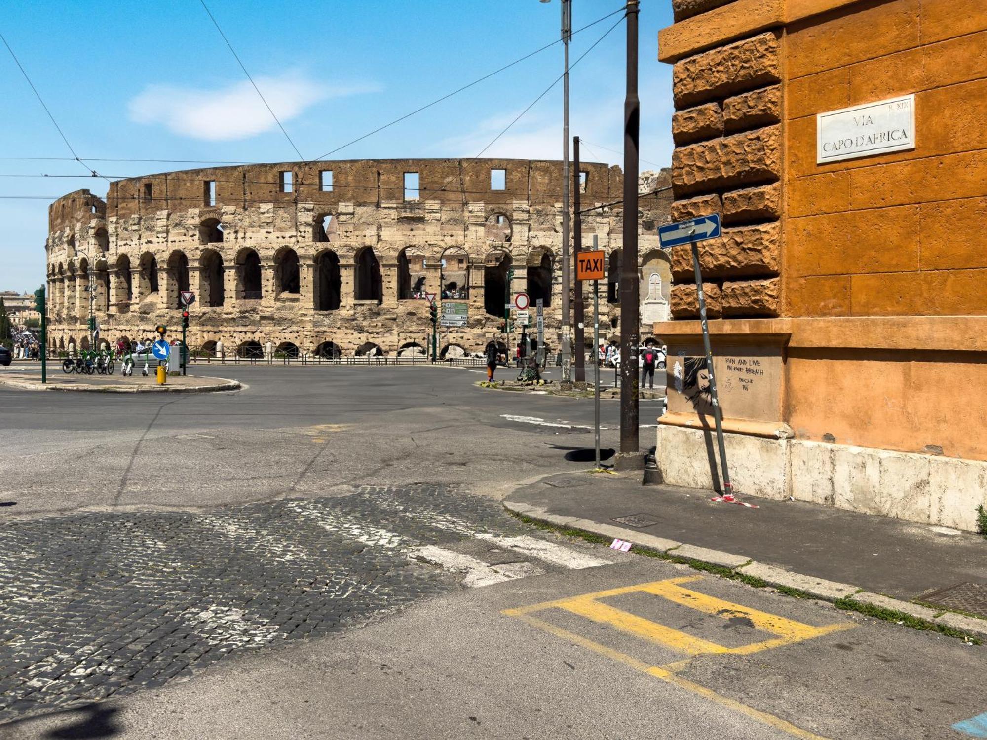 Colosseum Romantic Loft * Roma