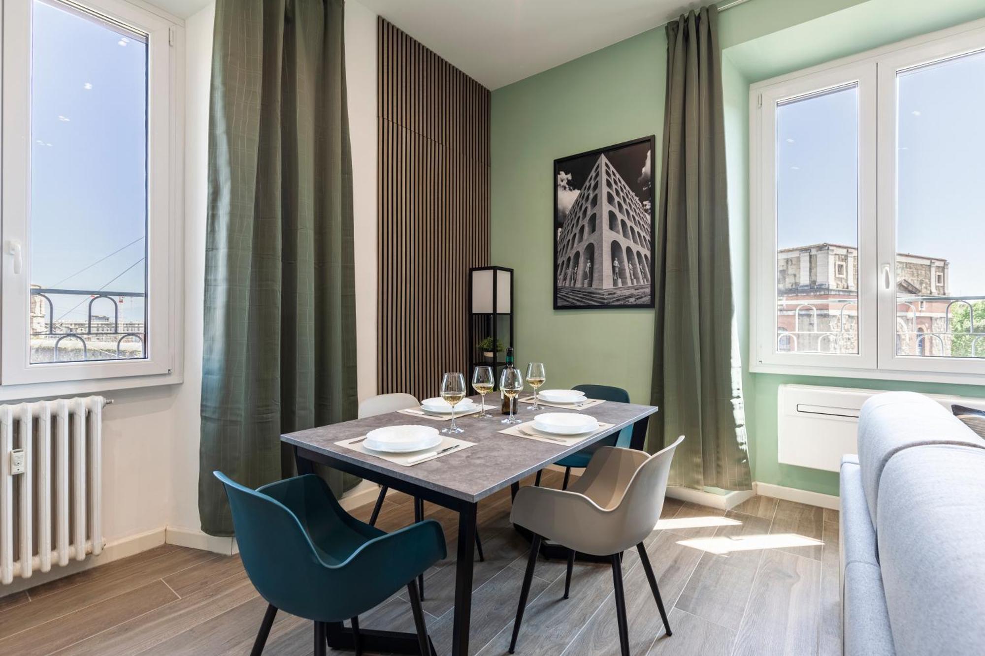 Hostly-colorhome Midtown *