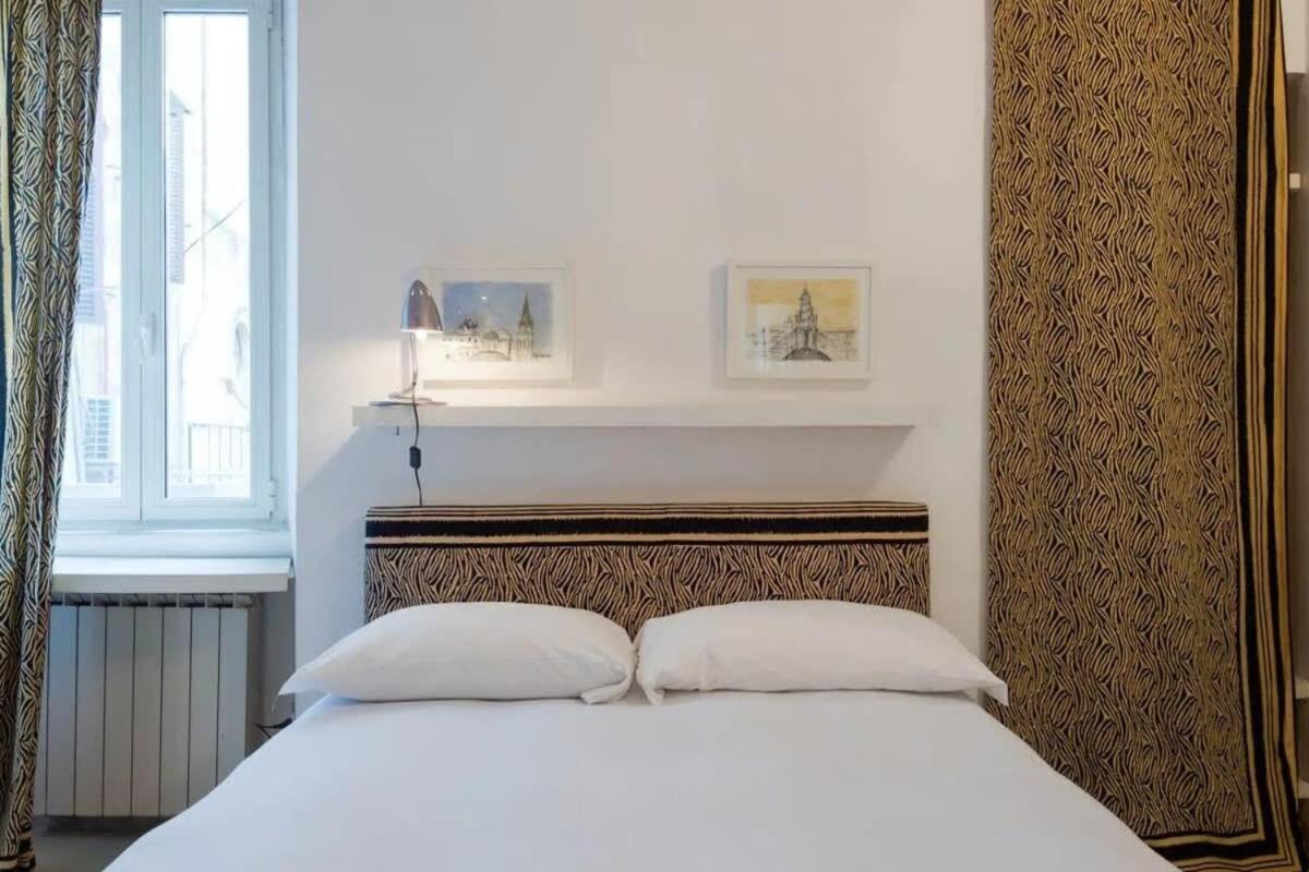 Farnese Designer Loft By Romeloft Apartamento