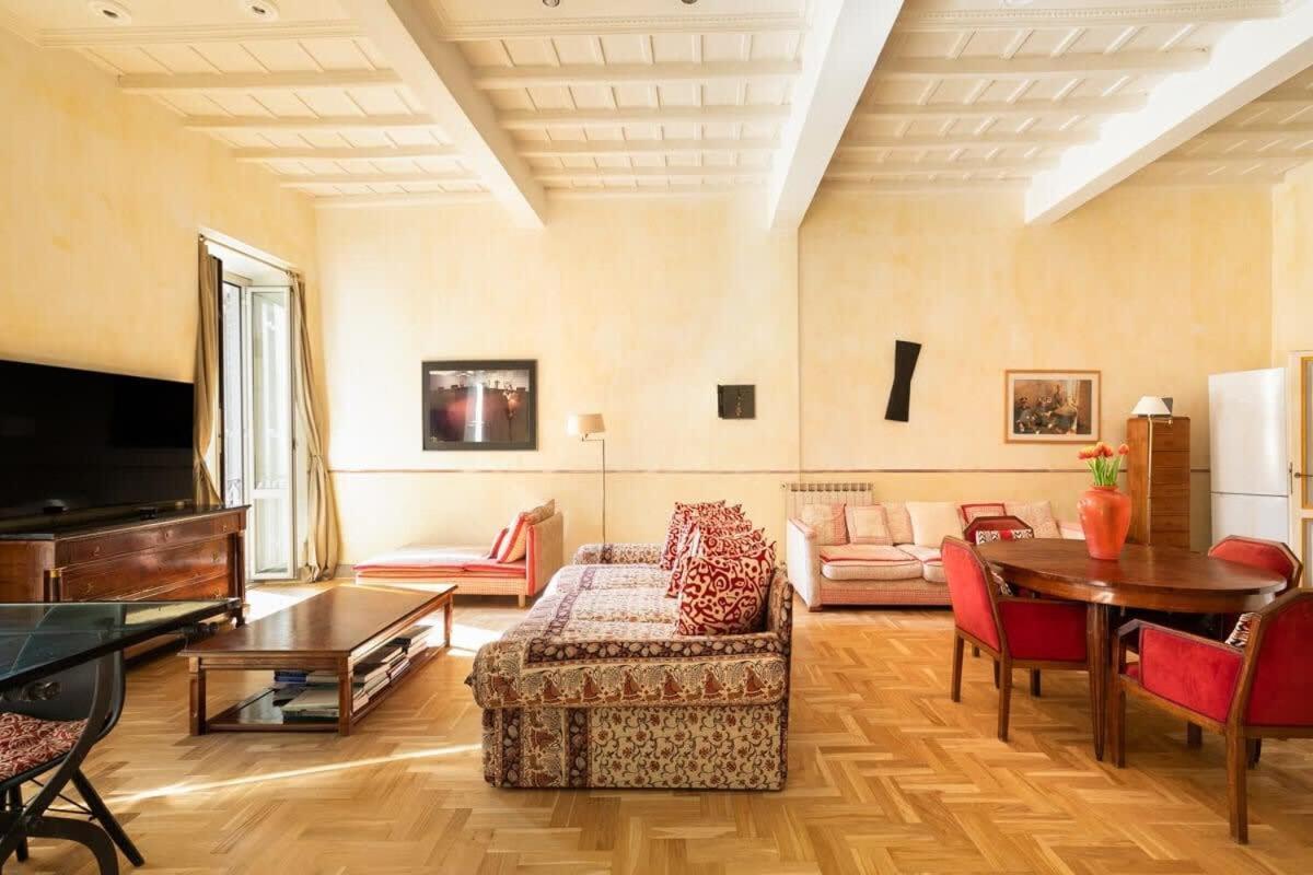 Farnese Designer Loft By Romeloft Apartamento *