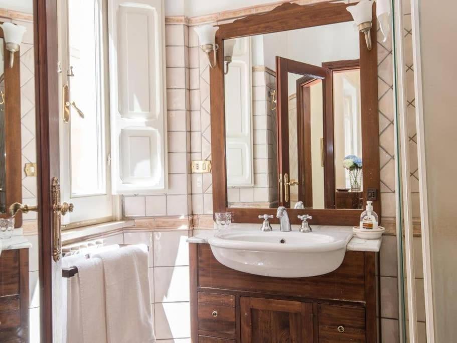 Luxury Spanish Steps Appartamento Roma