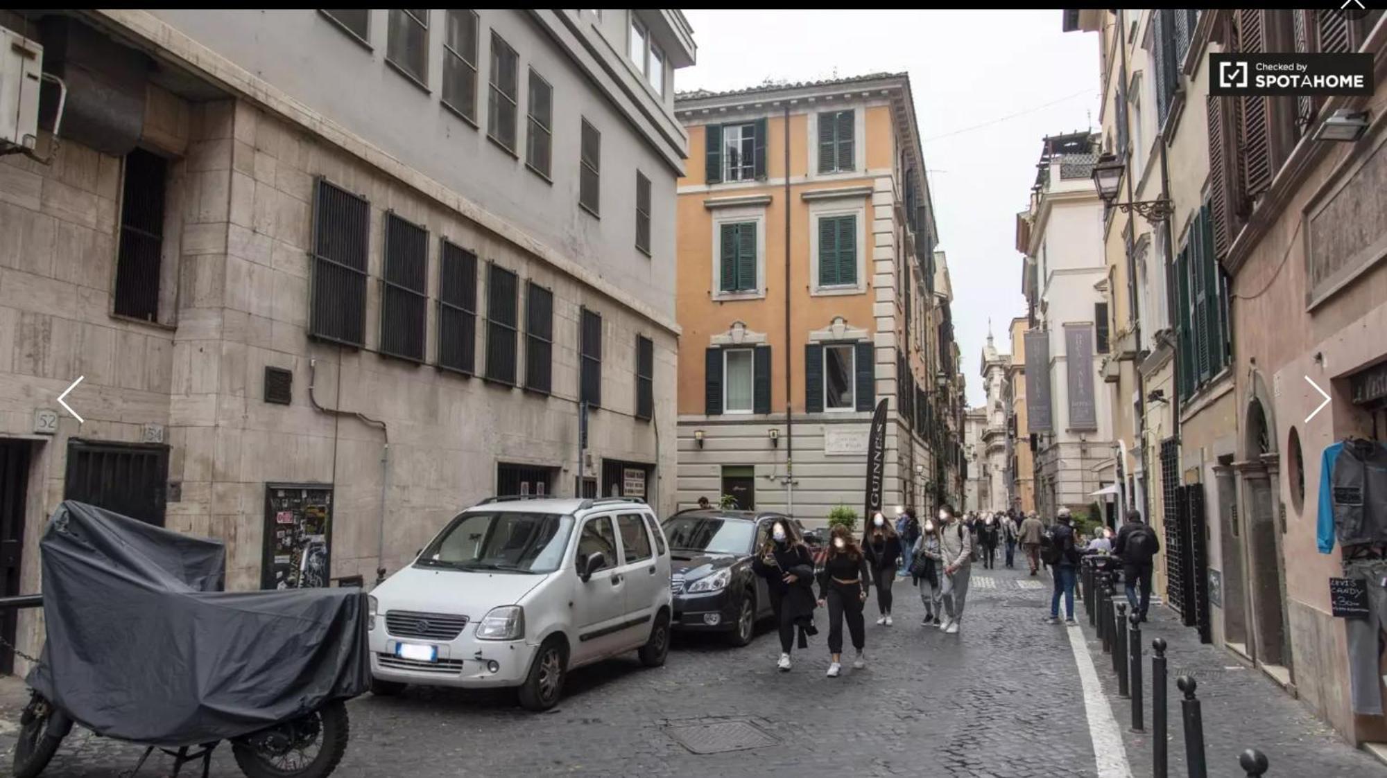 Chez-moi - Cinzia Roma