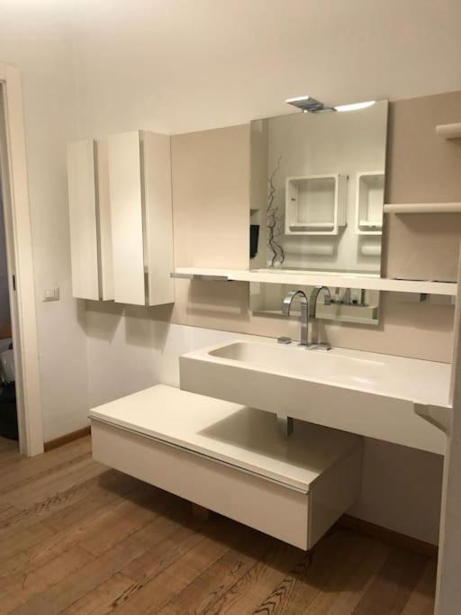 La Casa Di Rosina Al Pigneto Apartamento *
