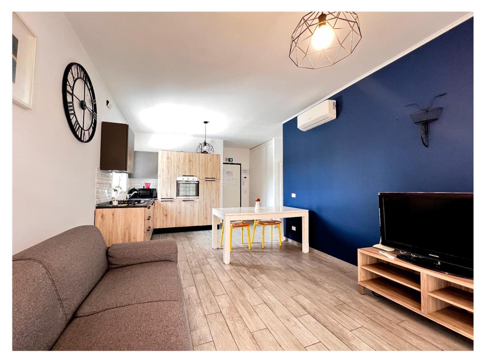 Terry Columbus Apartment Rome