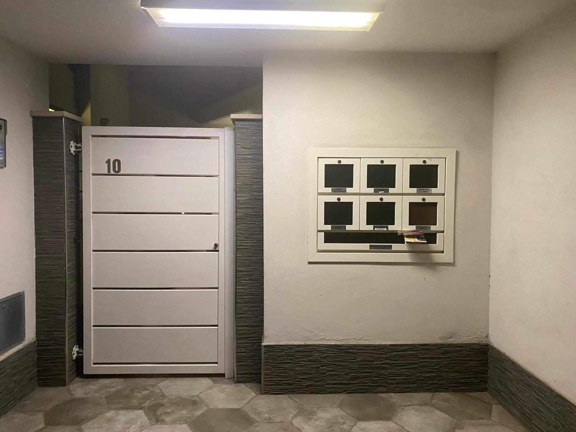 Terry Columbus Apartment