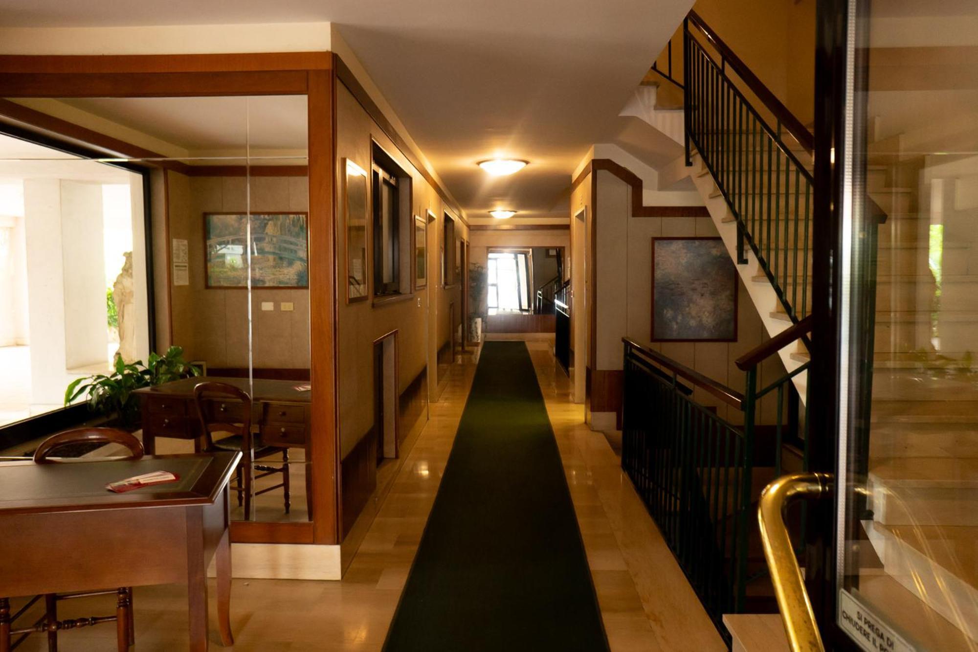 Ermete Eur House Apartamento *