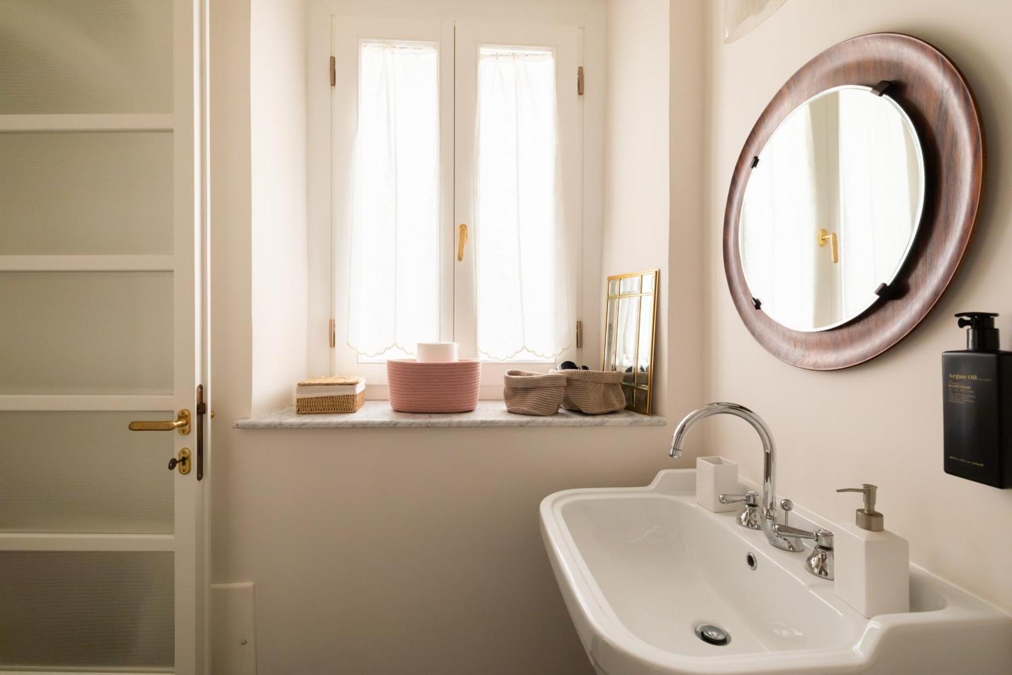 Charming Design In Monti * Roma