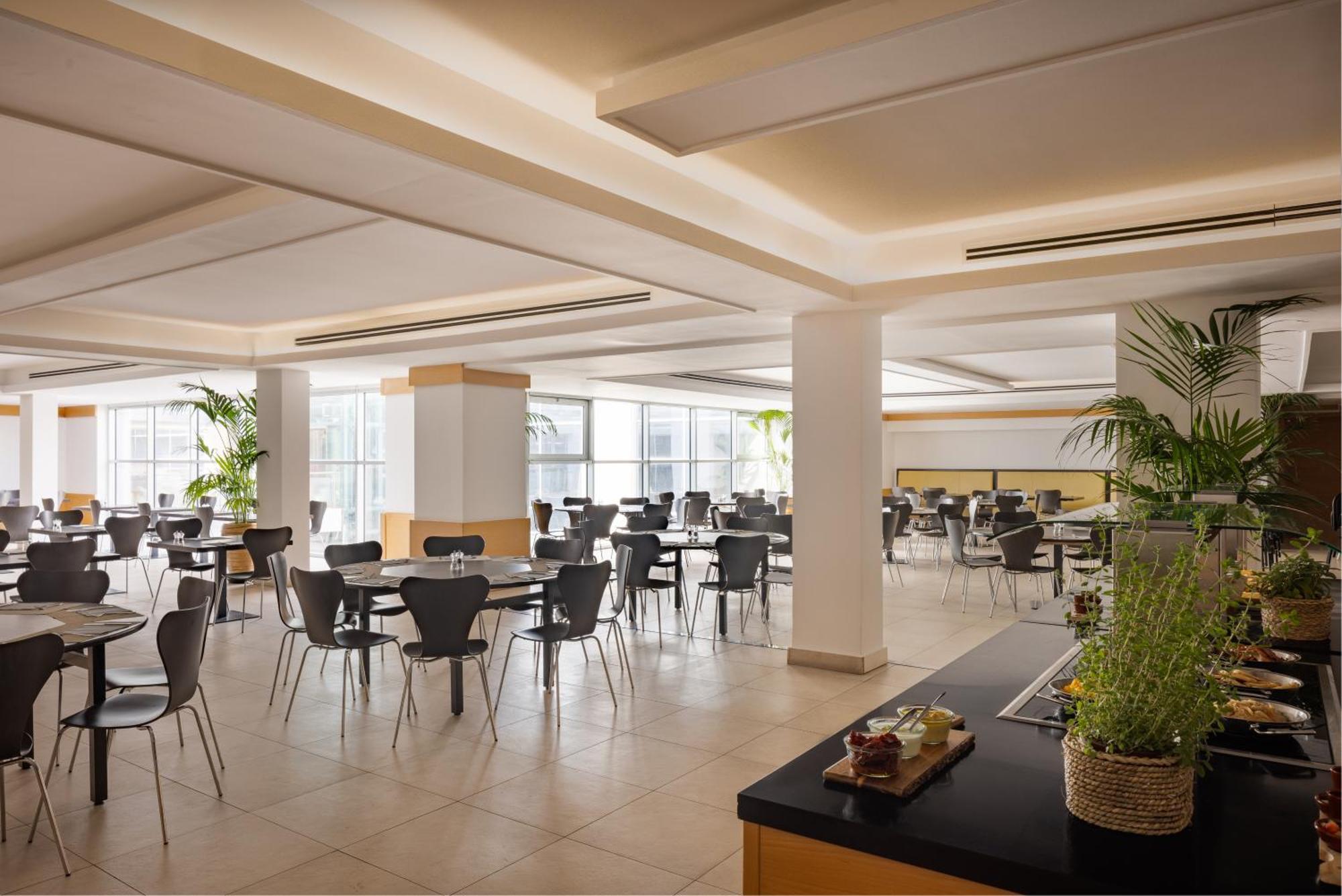 Hotell Precise House Mantegna 4*