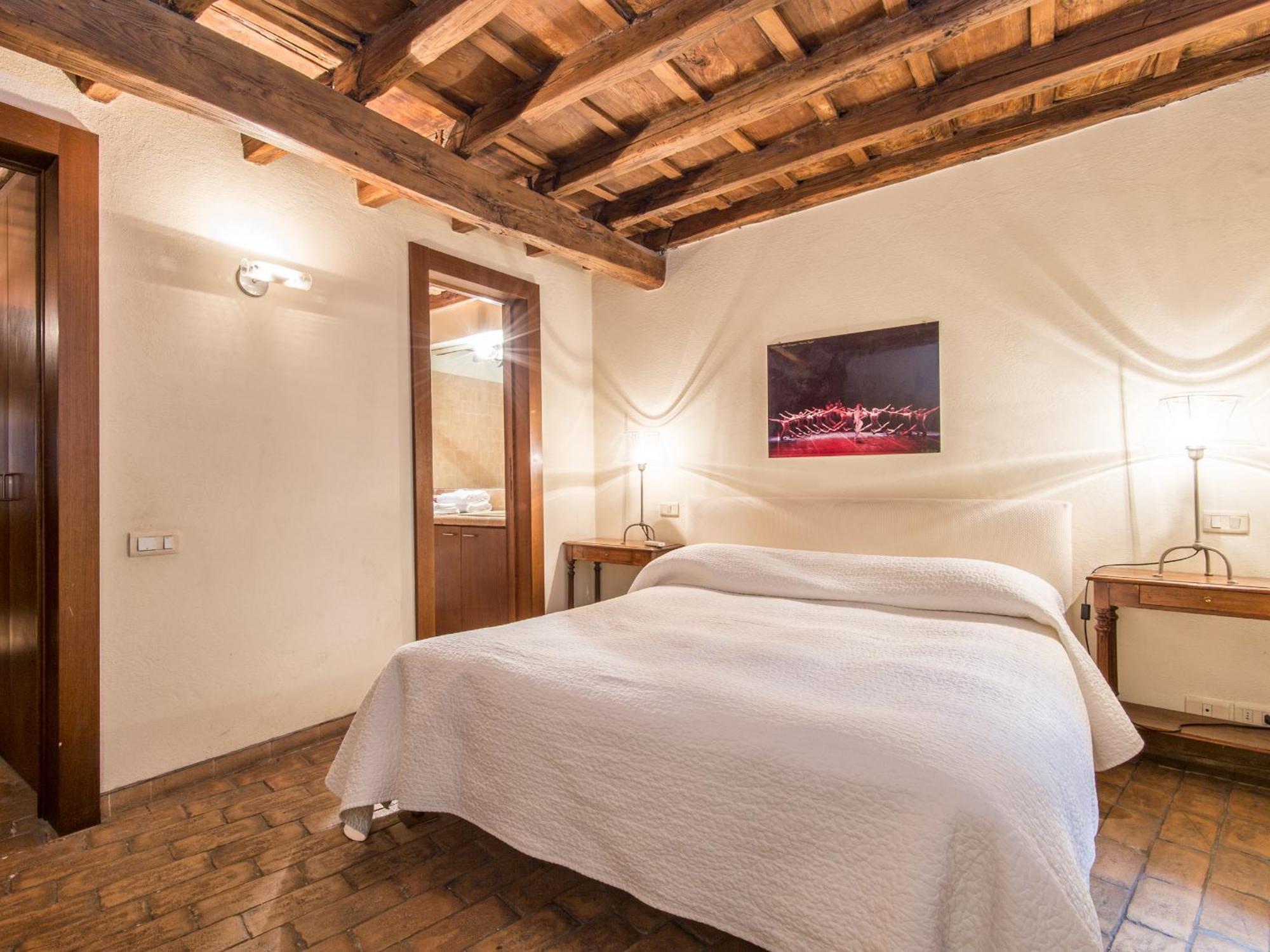 Apartamento Enchanting Two Bedroom Navona