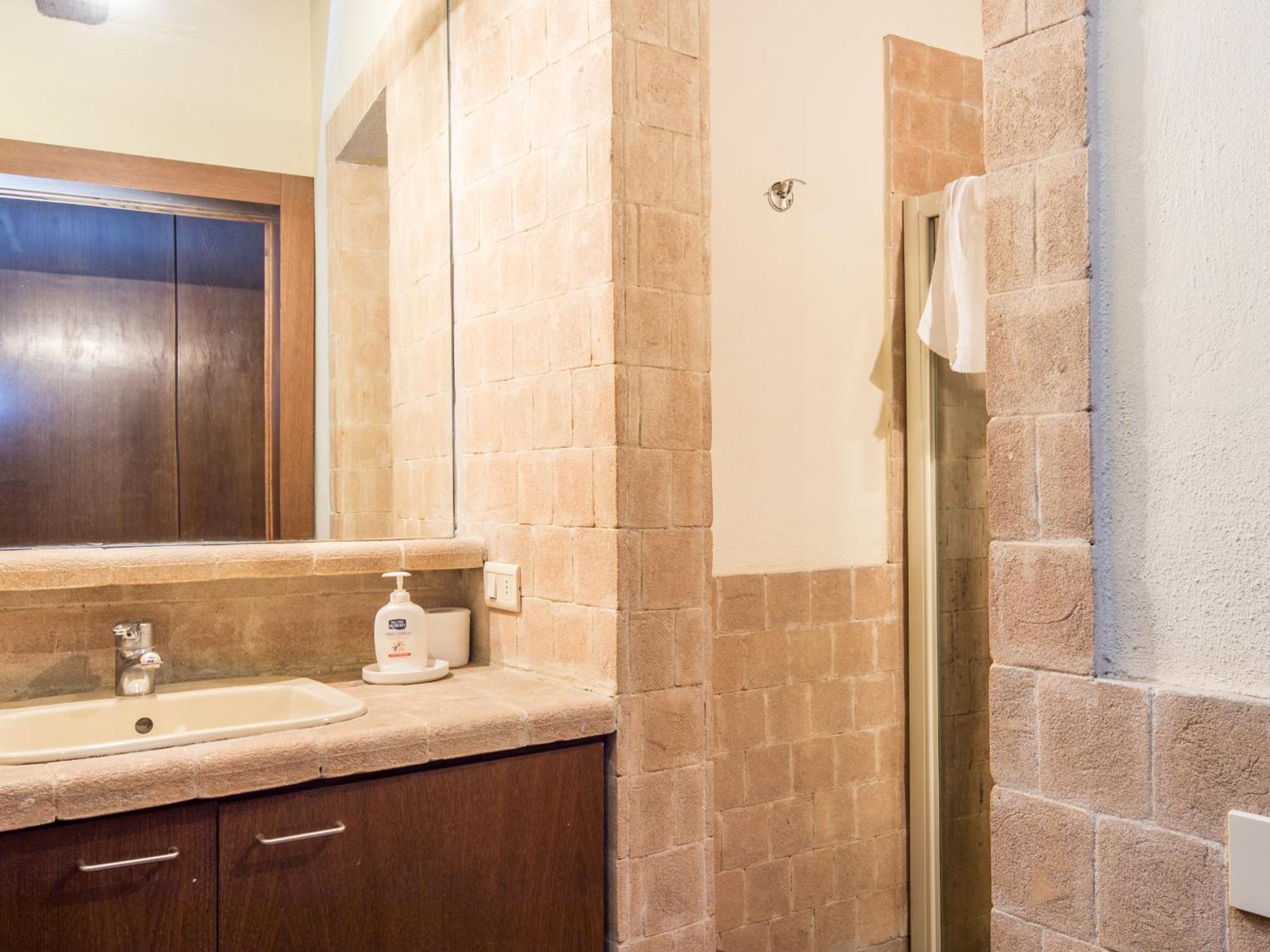 Enchanting Two Bedroom Navona *