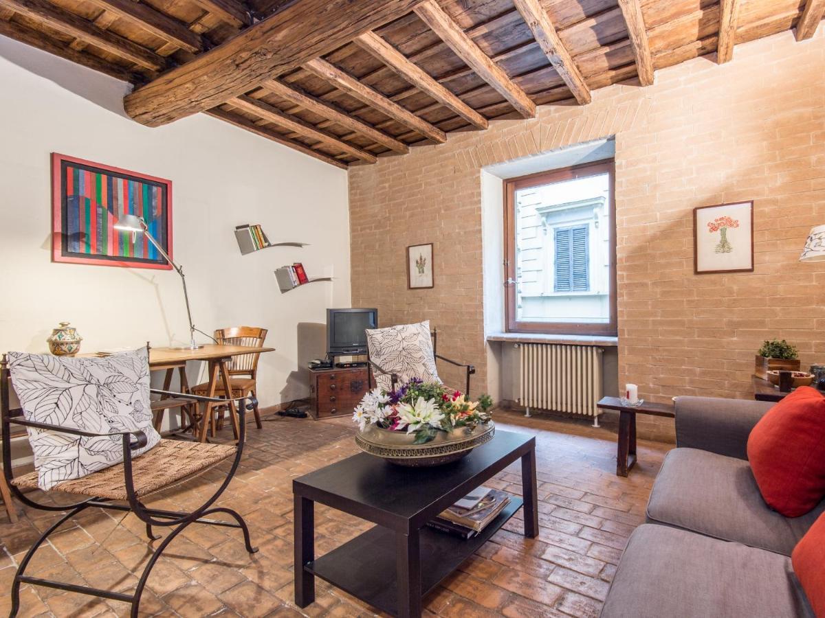 Apartamento Enchanting Two Bedroom Navona