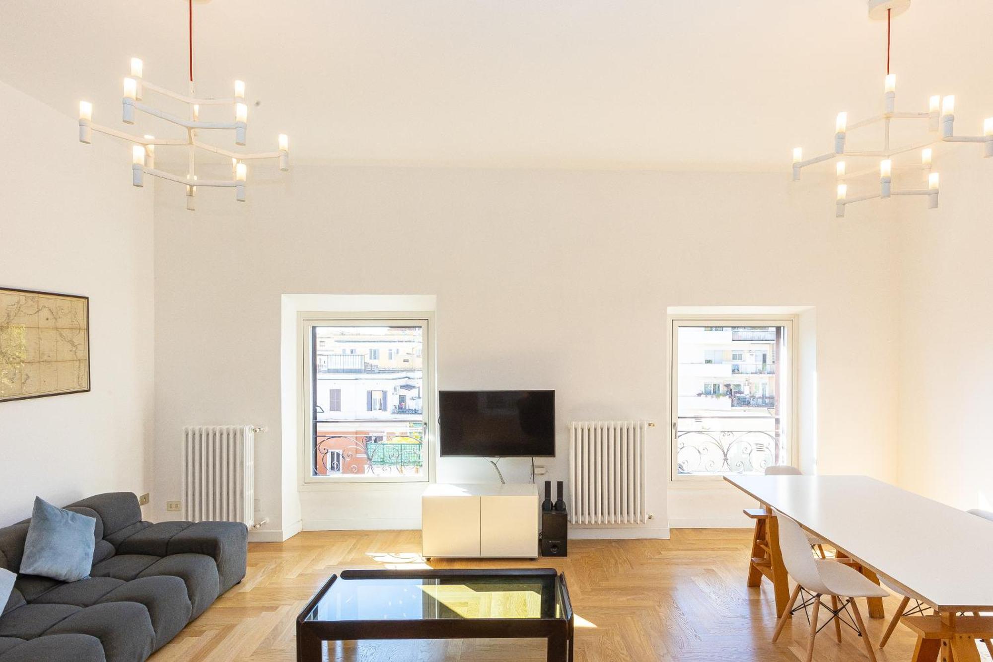 Giulio Cesare Penthouse In * Roma