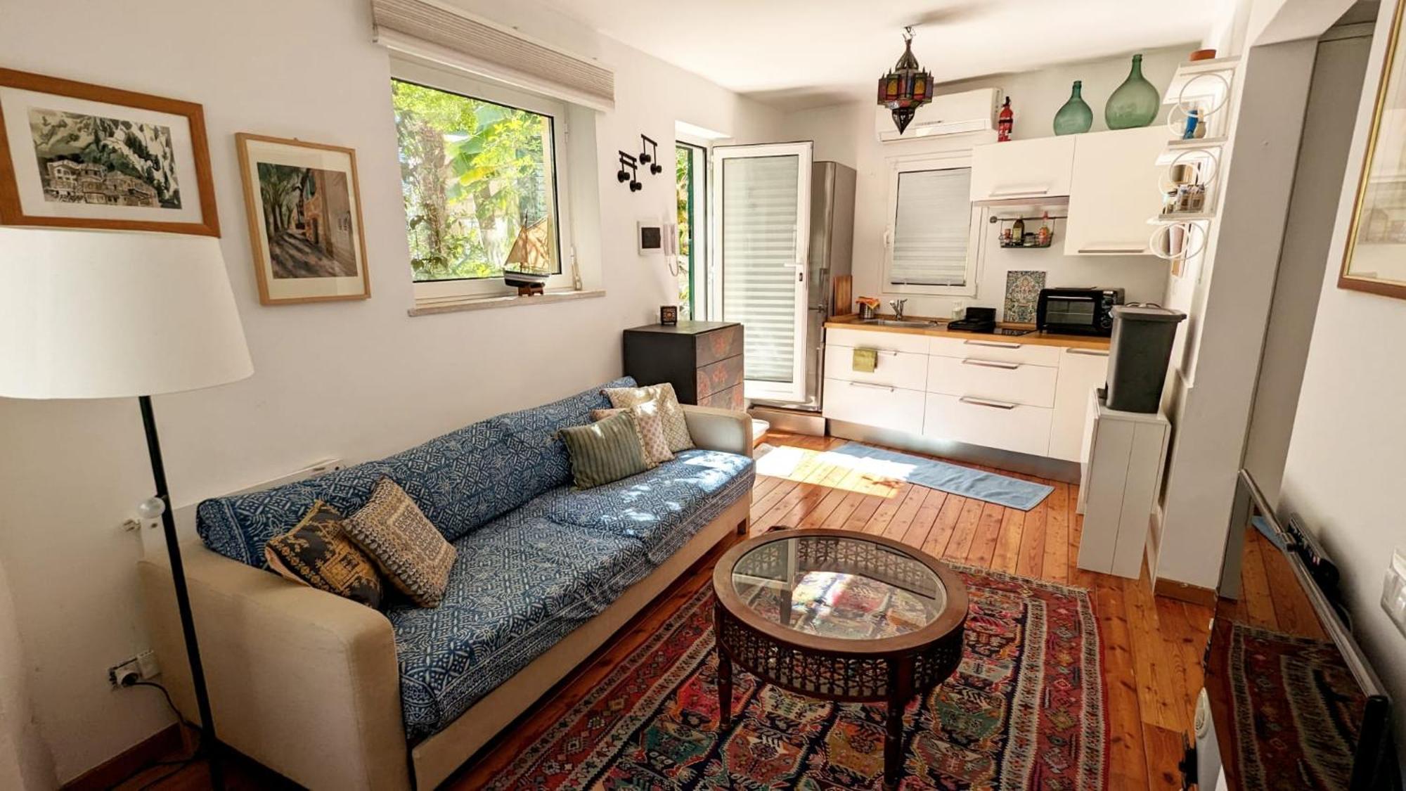 Cosy 1-bed Studio In * Roma