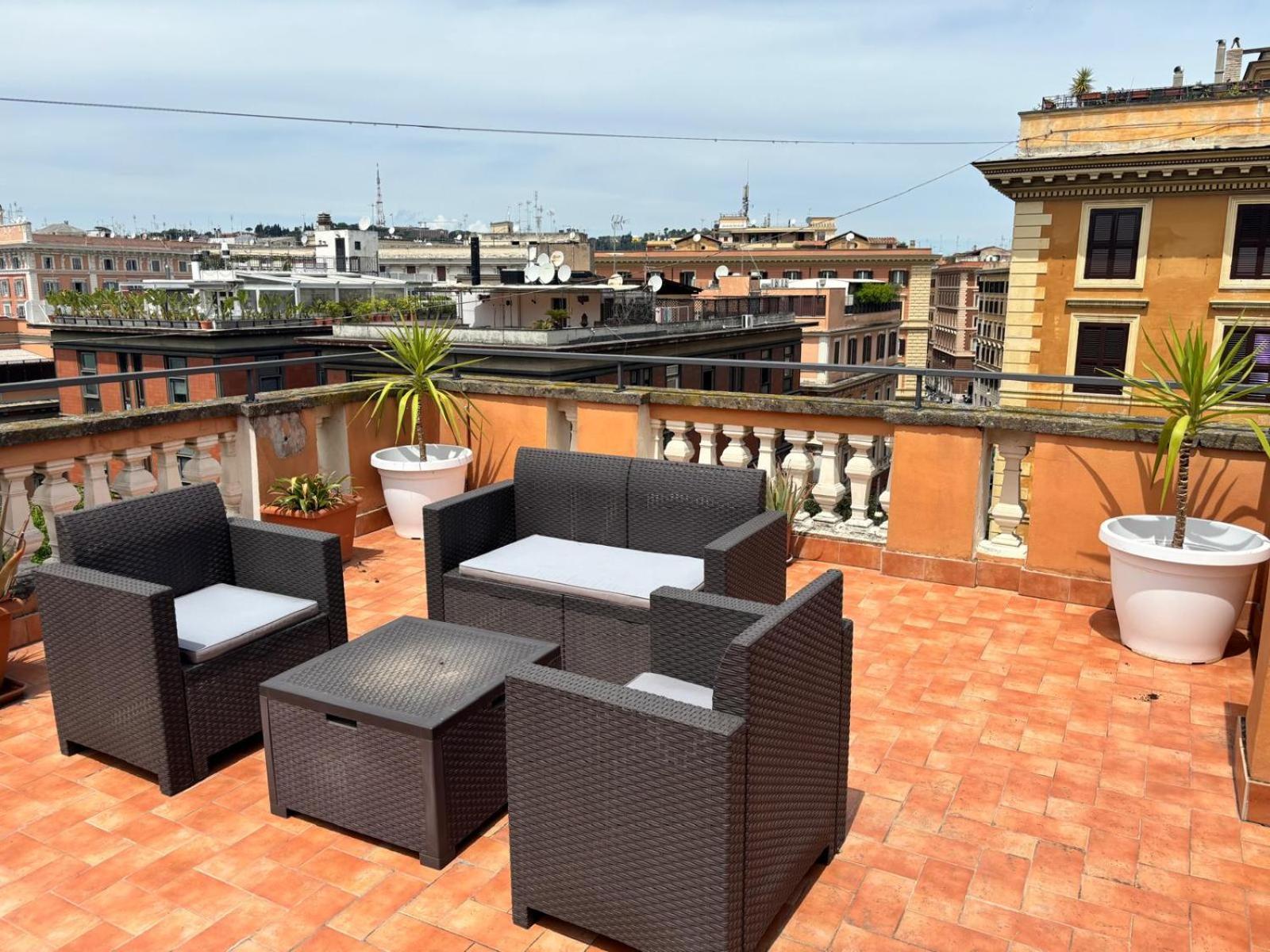 Apartment Rooftop St. Peter Rom