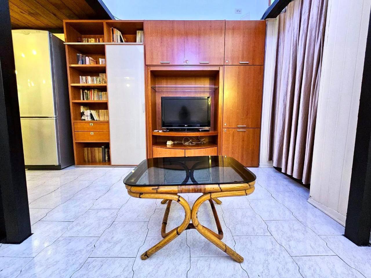 L'atelier ~ Mostra Sospesa Apartment *