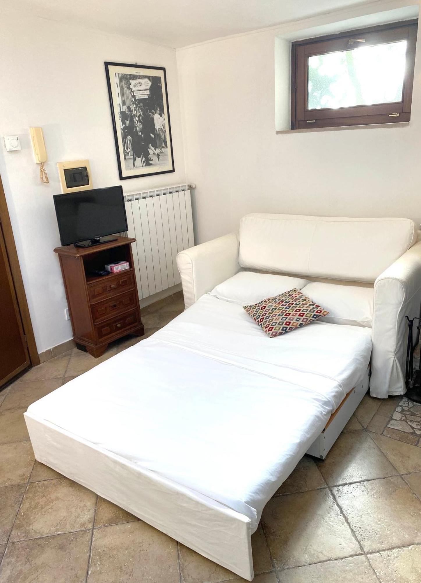 Apartamento Casetta Indipendente Con Cortile E Parcheggio