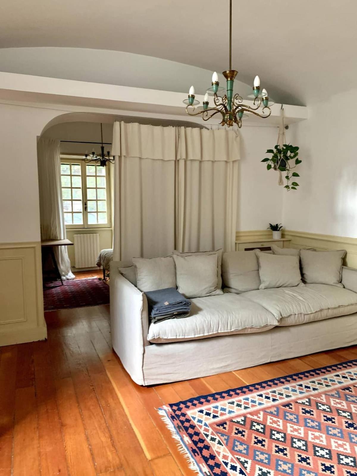 Apartment Giardino Dei Giganti, 5 Minute Walk To The Subway B *