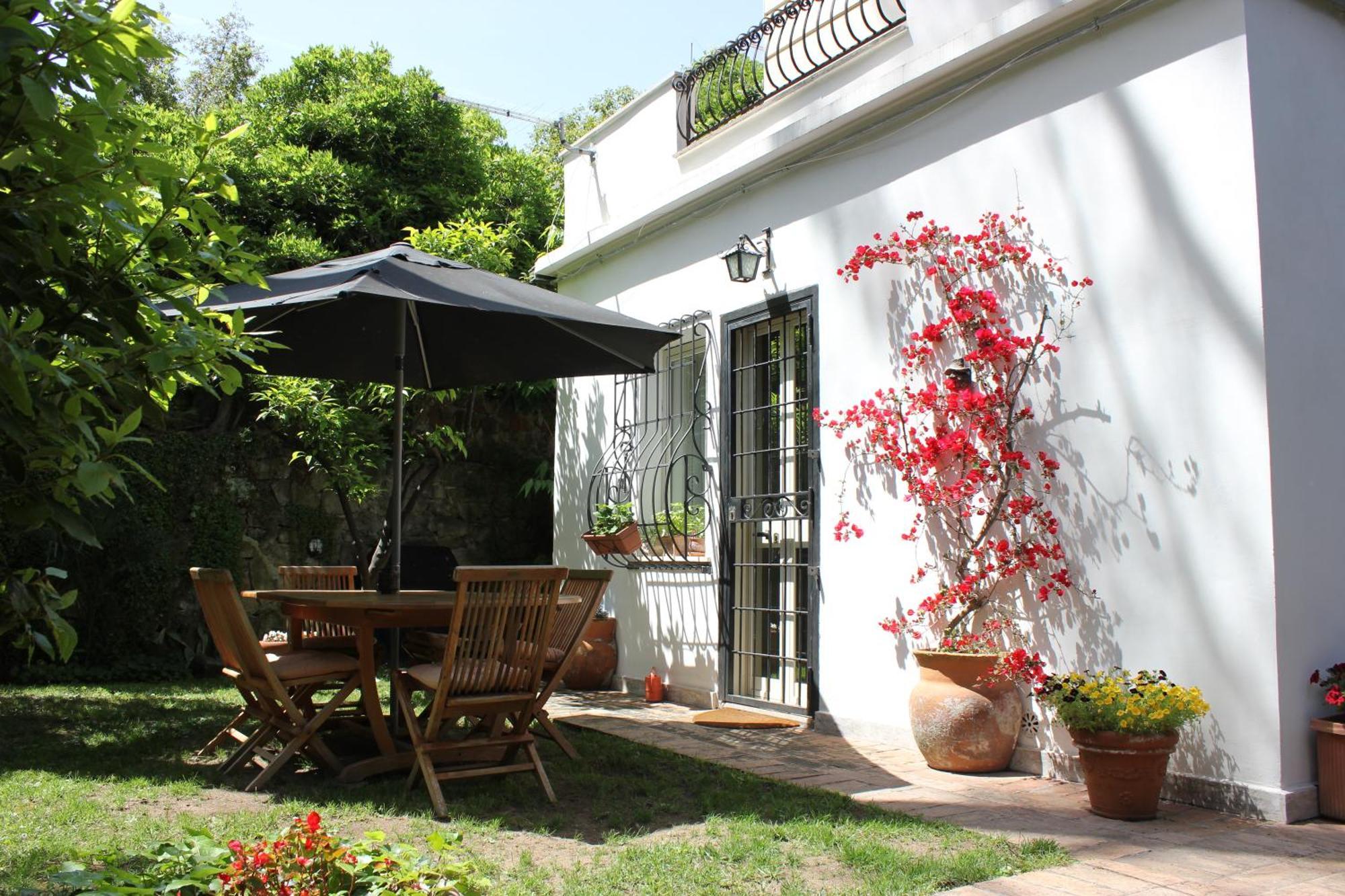 Apartment Giardino Dei Giganti, 5 Minute Walk To The Subway B