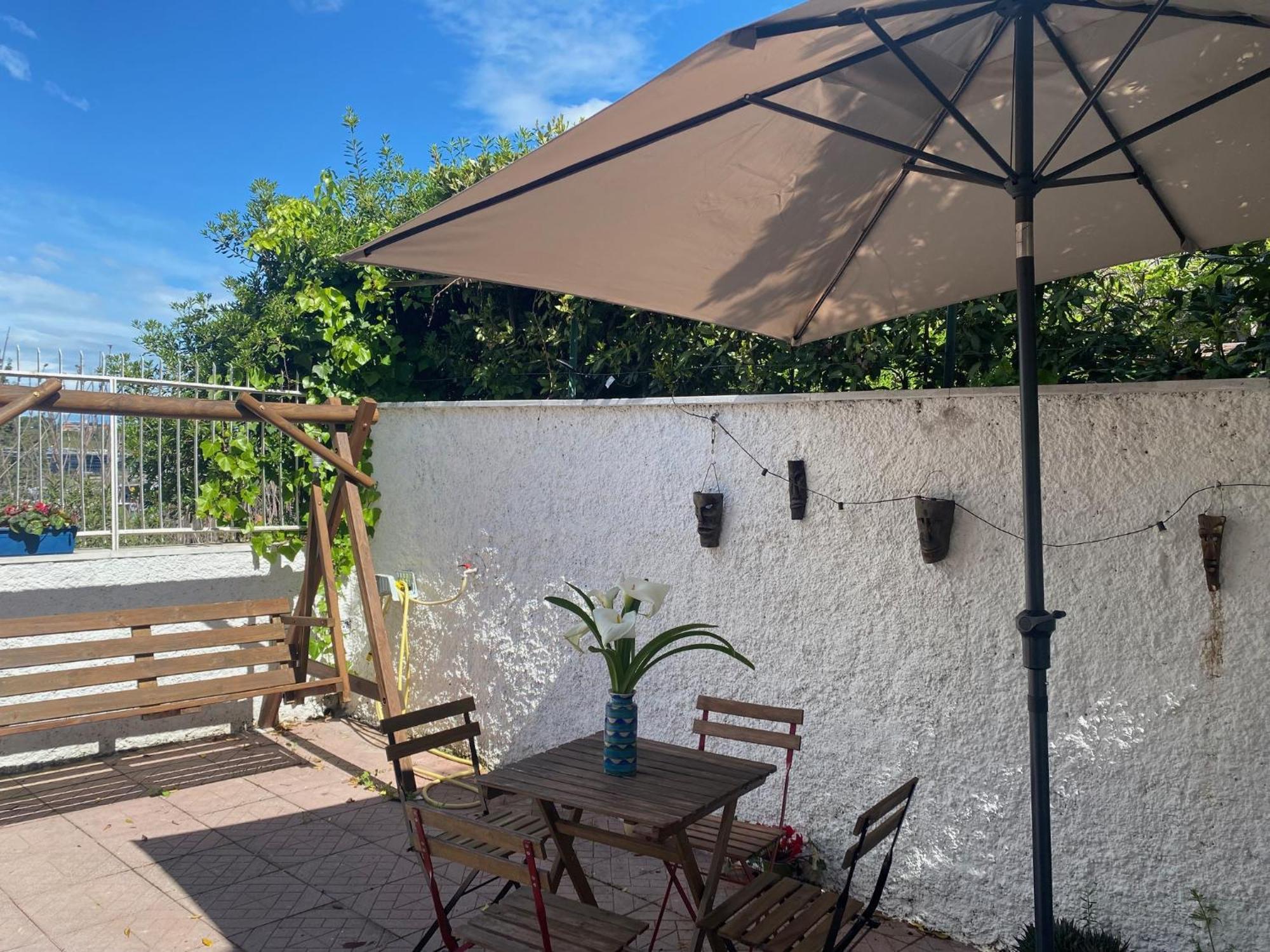 Casetta Indipendente Con Cortile E Parcheggio Leilighet *