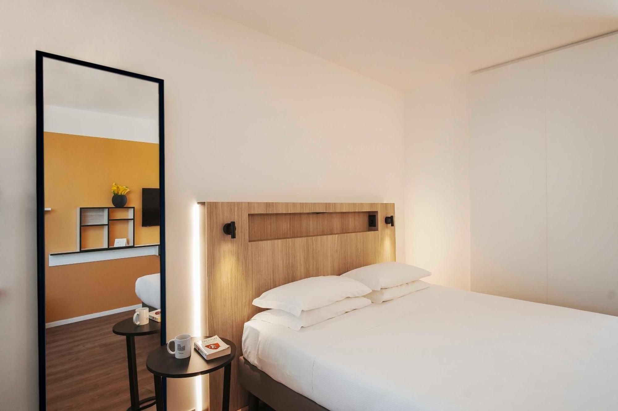 Colombo 4*
