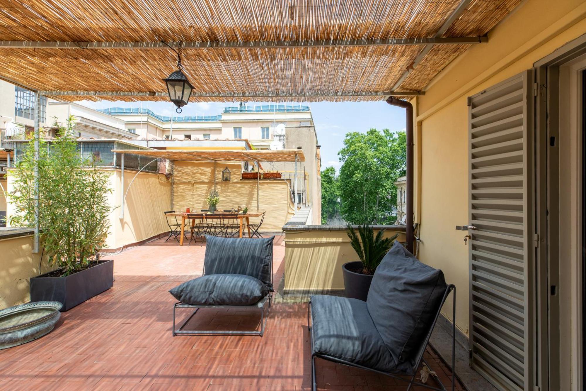 Apartamento Iflat Trastevere Stylish 4 Bedroom Penthouse