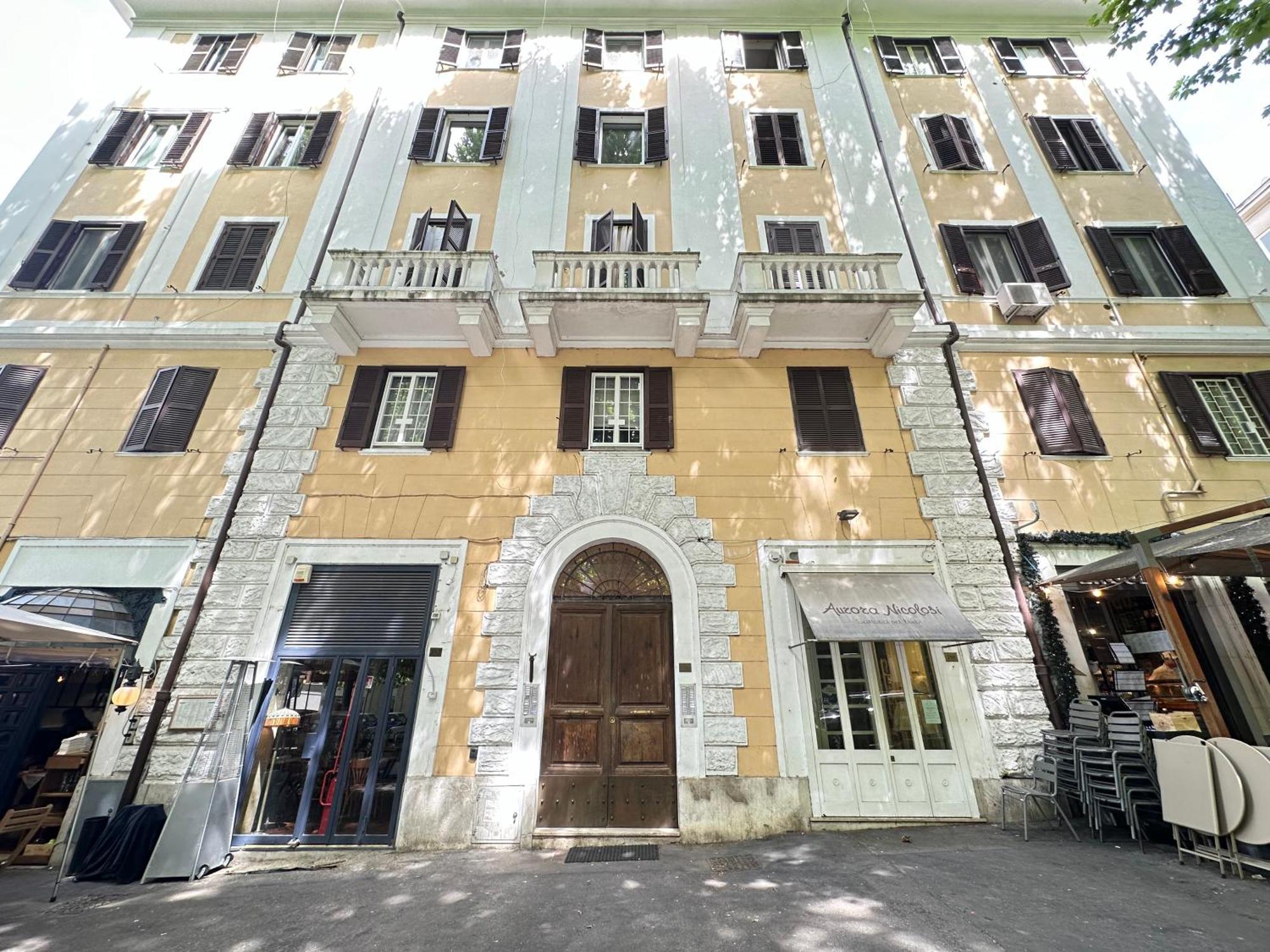 Deluxe Centro - Borghese Roma