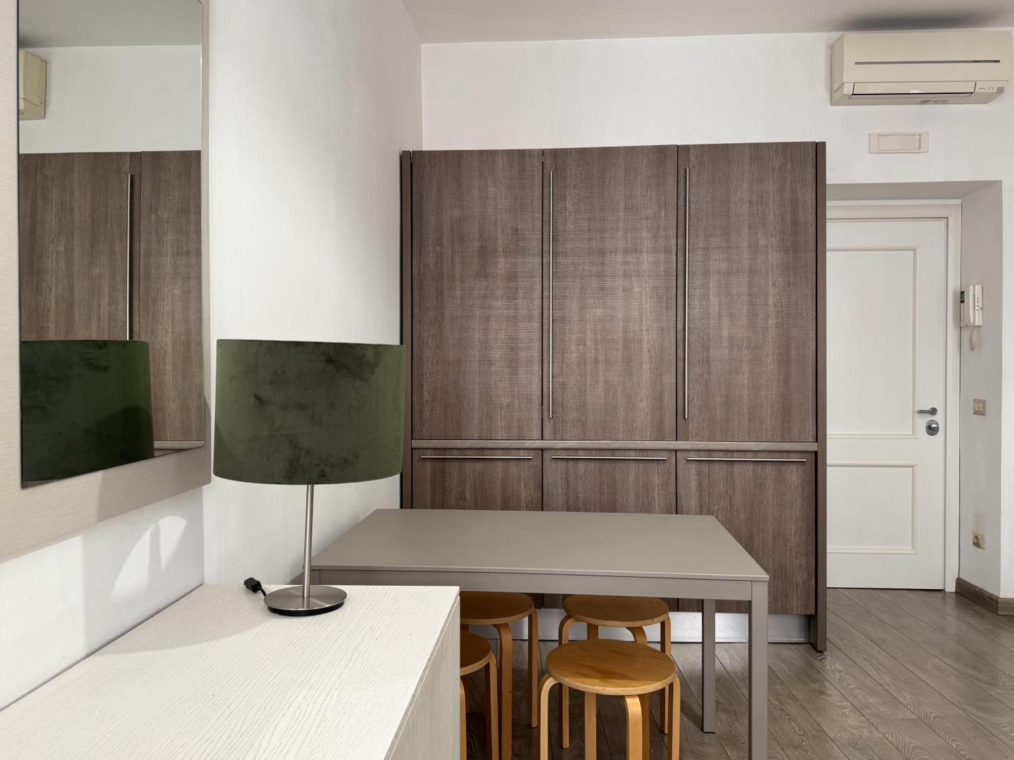 Apartment Banchi Vecchi A *