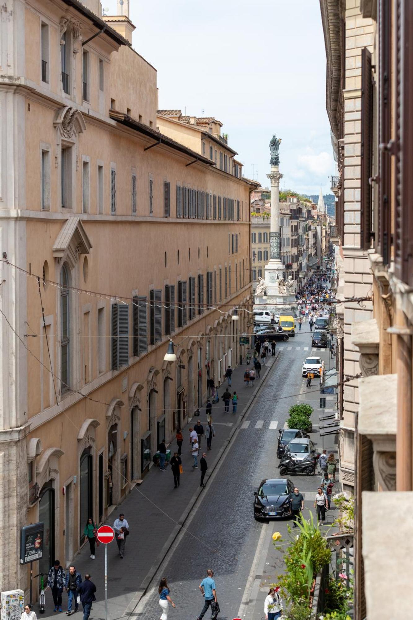 Chilling' Piazza Di Spagna Apartamento *
