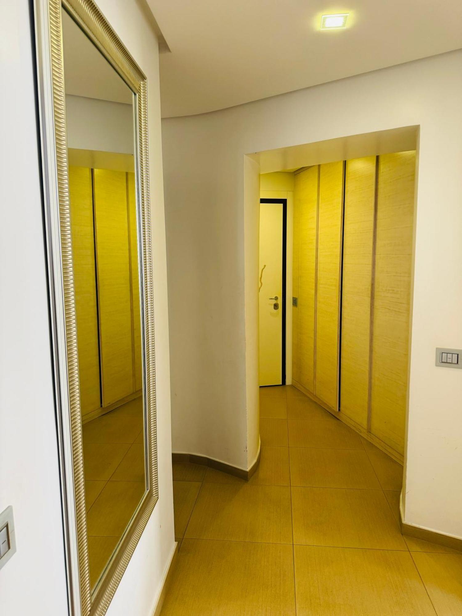 Interno 5 Roma