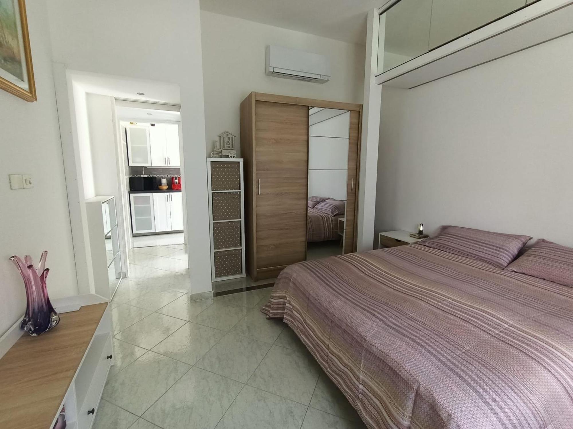 Apartment Francigena House *