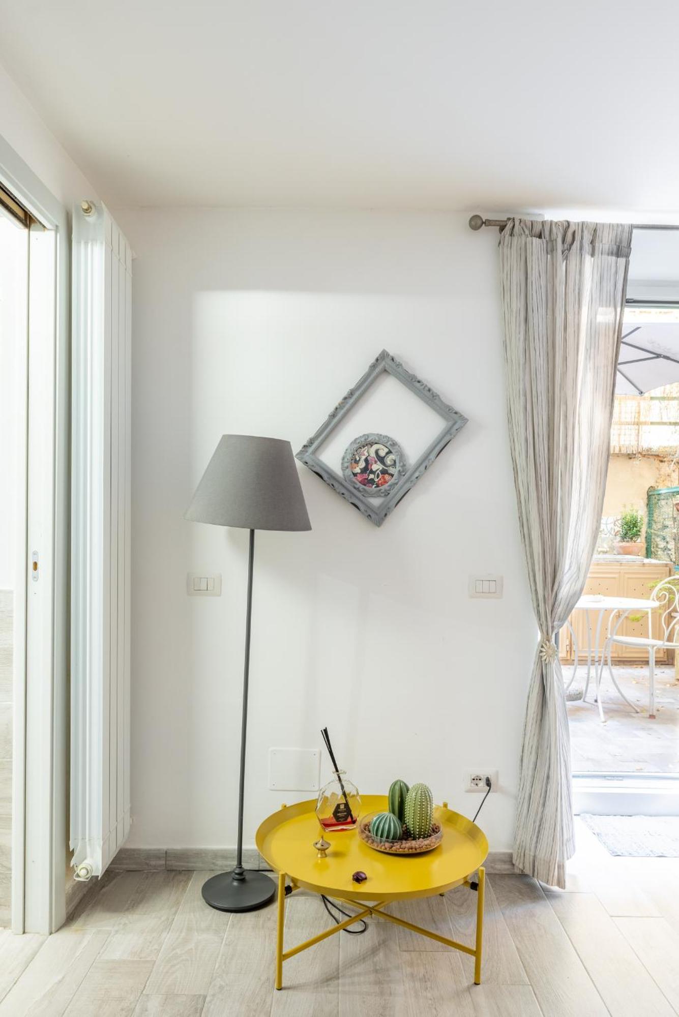 Lovely In Monteverde - With Private Garden Apartamento Roma