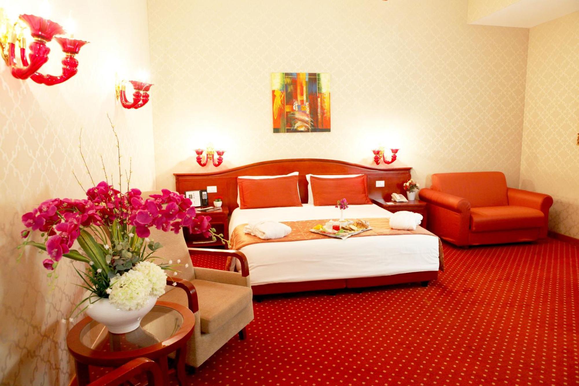 Augusta Lucilla Palace Roma