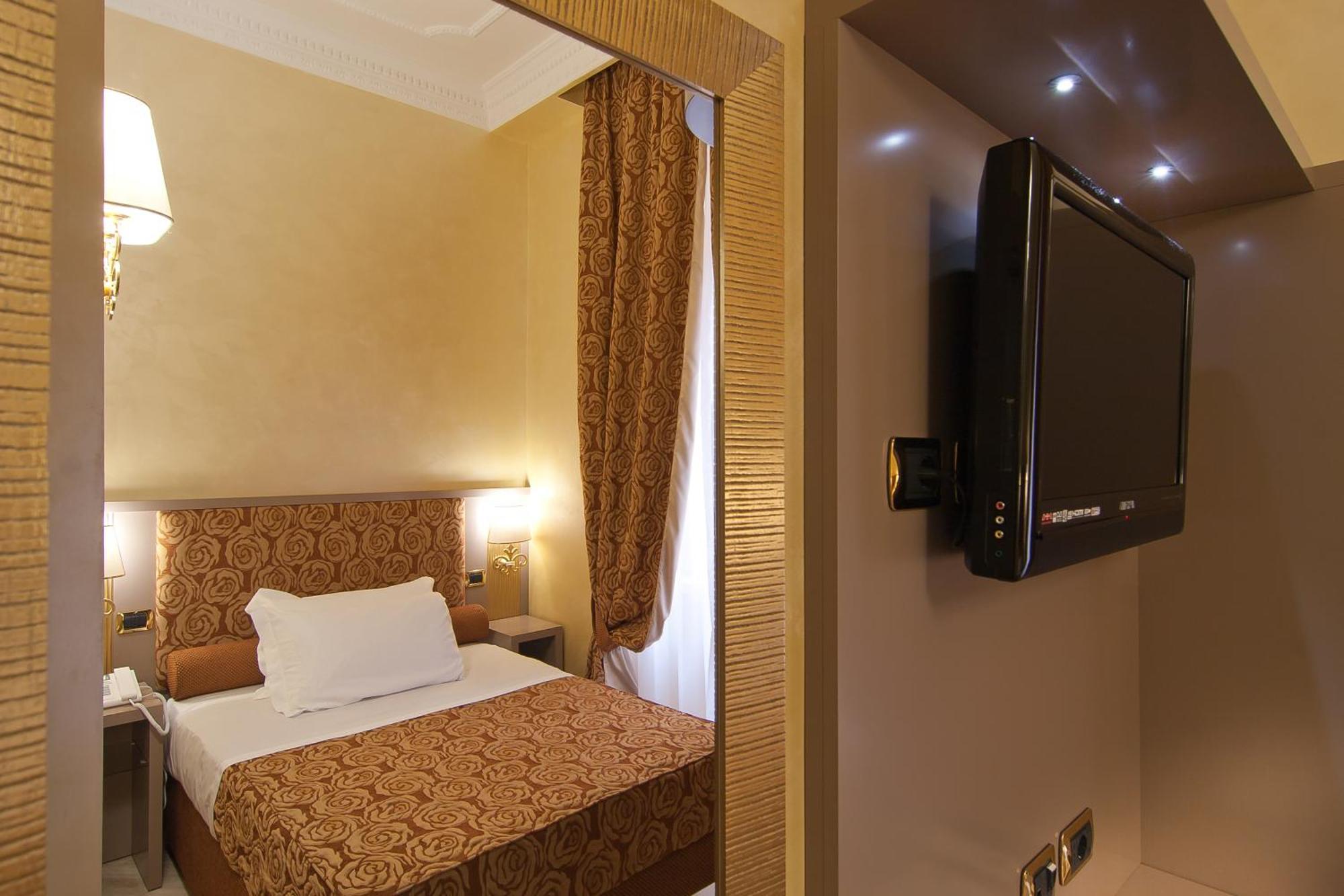 Hotel Fellini Roma