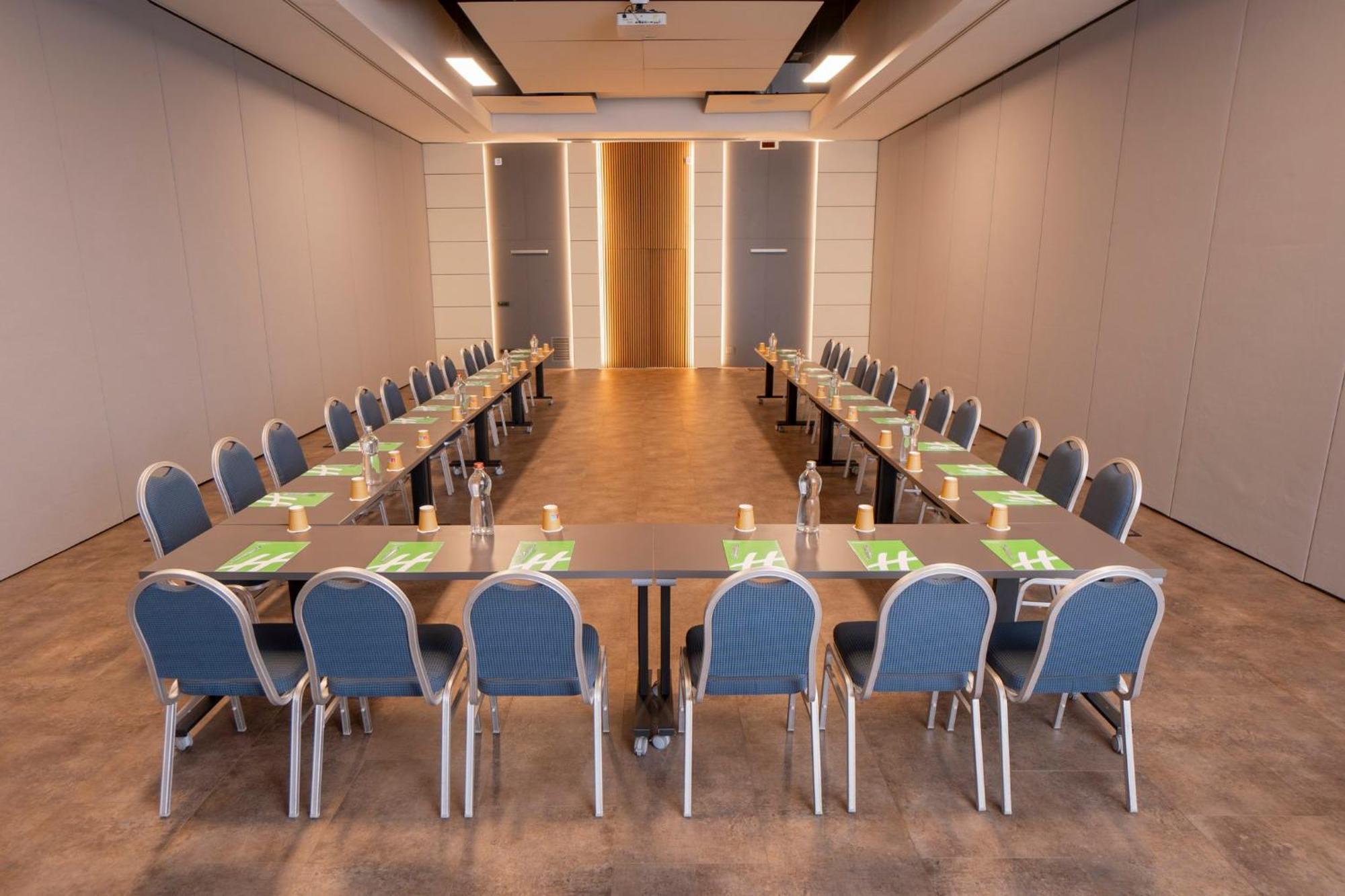 - Eur Parco Dei Medici Hotel 4*