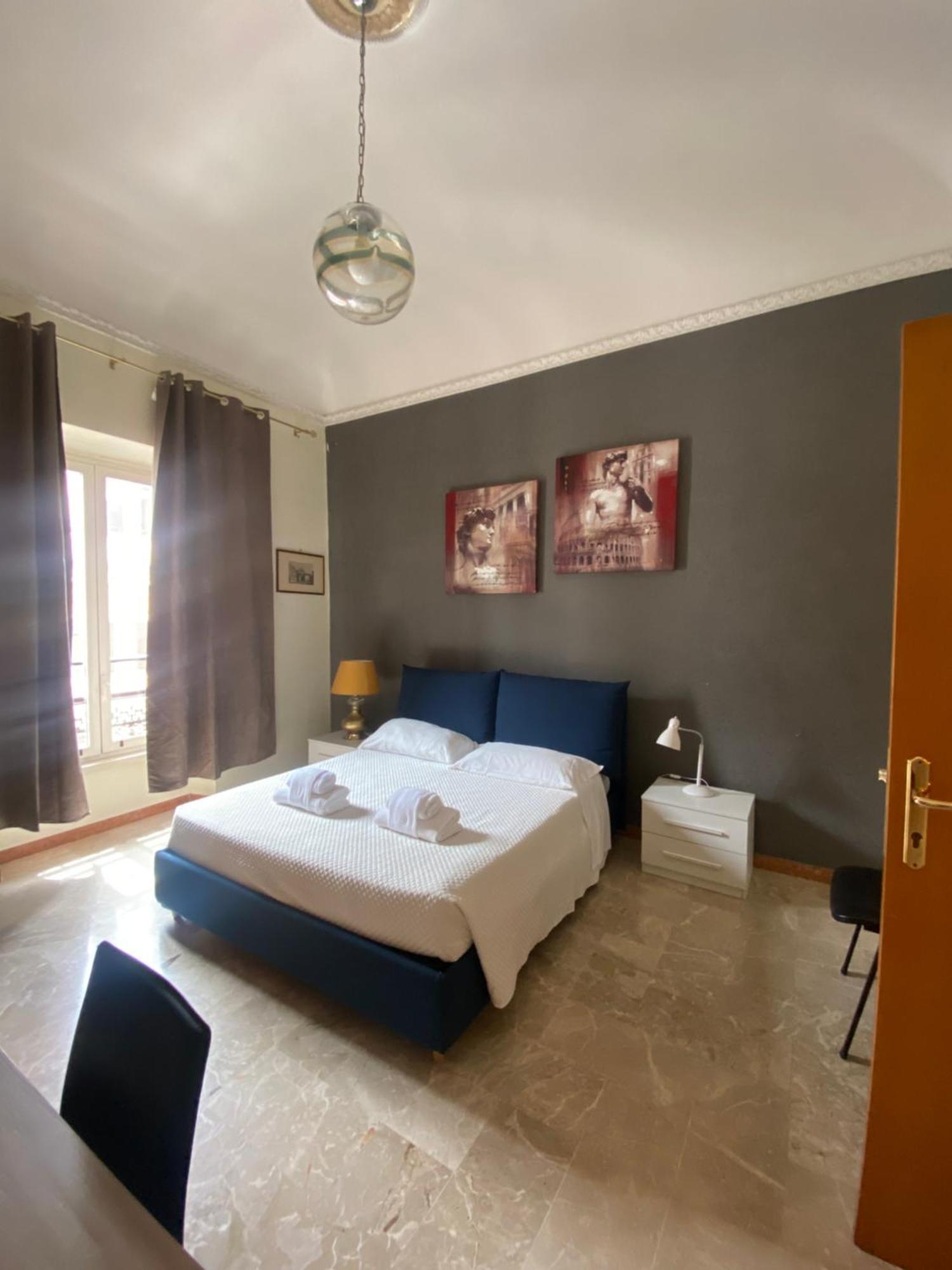 House Montebello Apartment *