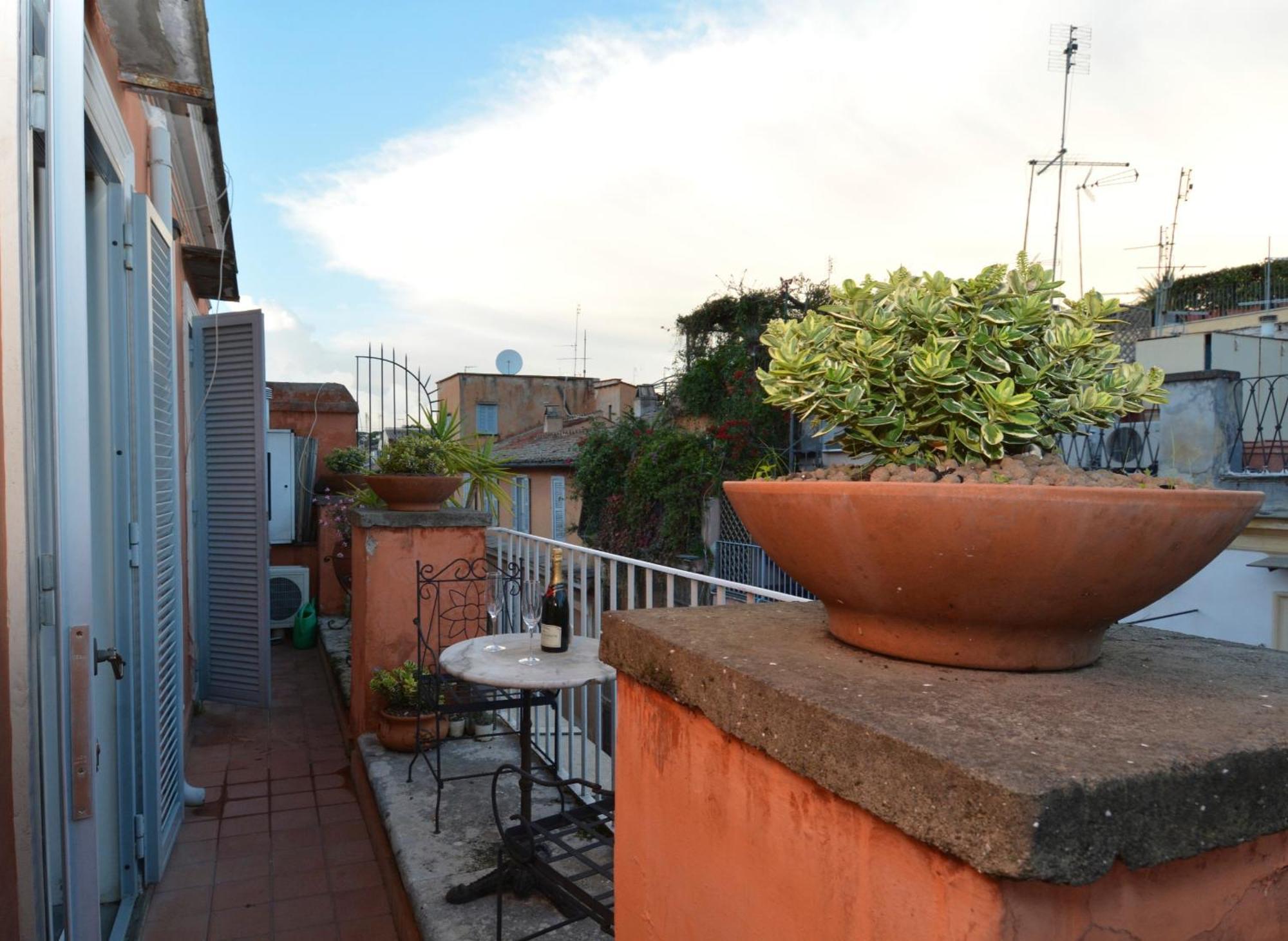 Spanish Steps Corner Leilighet