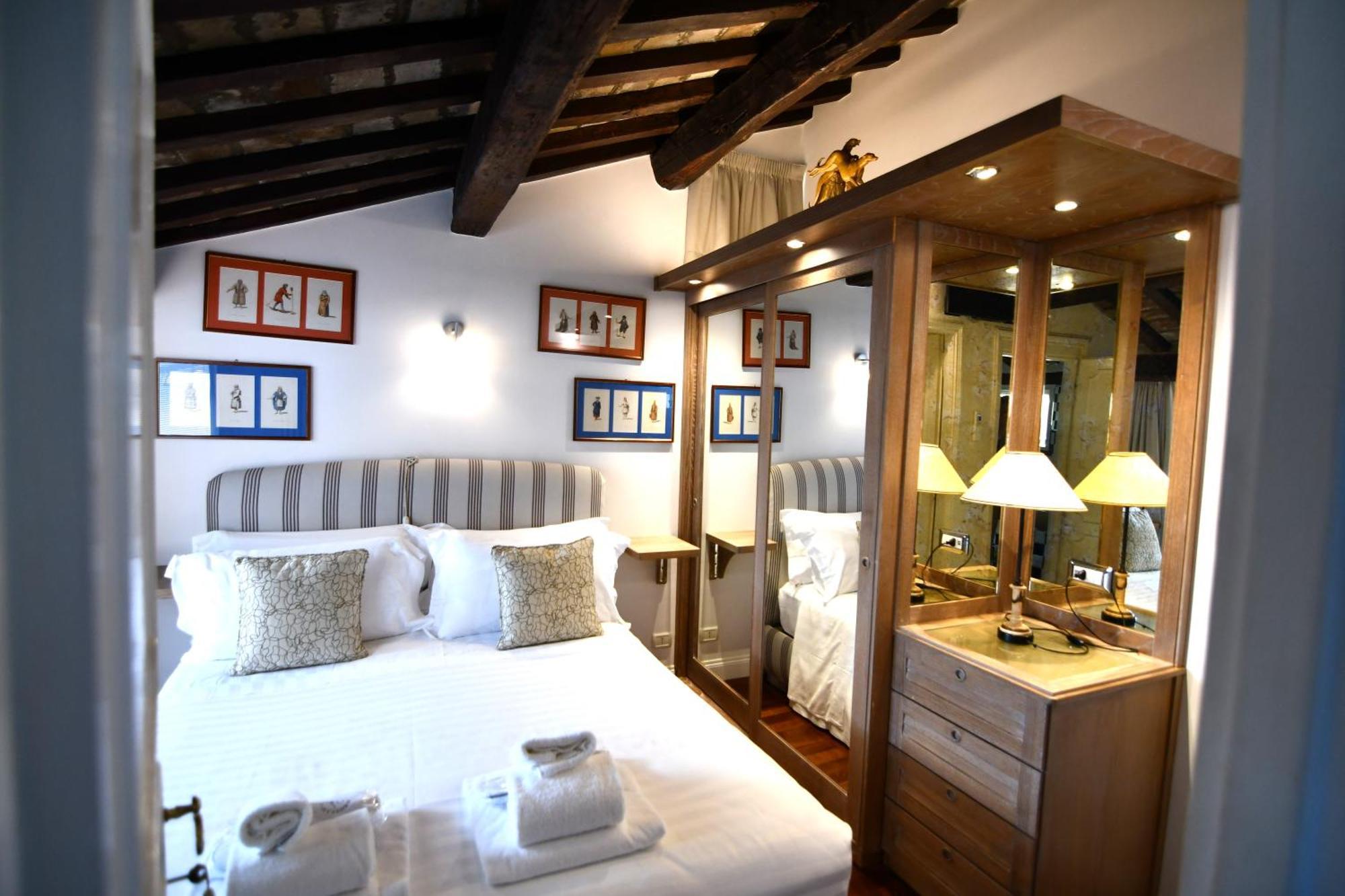 Aparthotel Babuino 79 2*