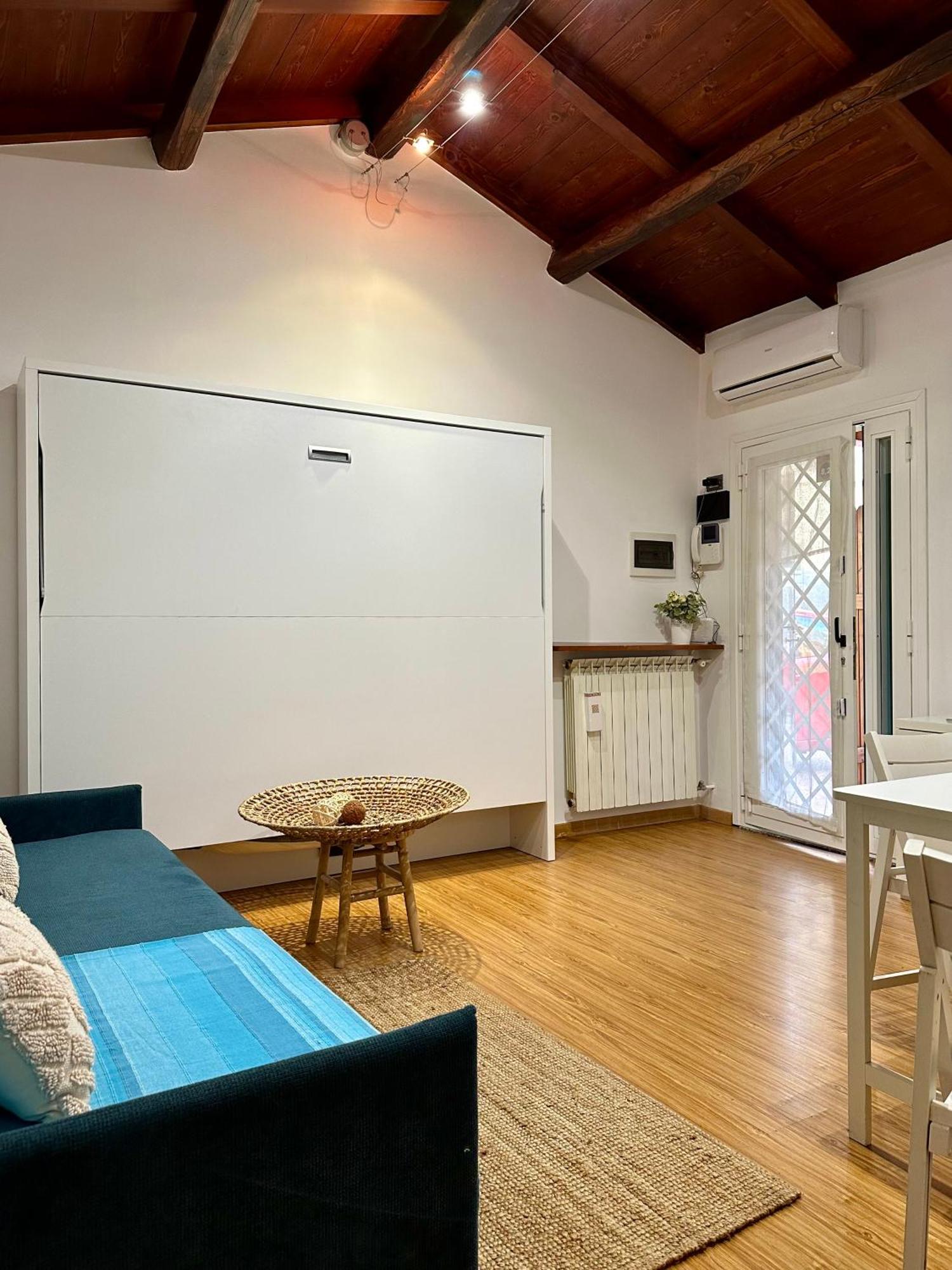 Holiday home Eleonora House *