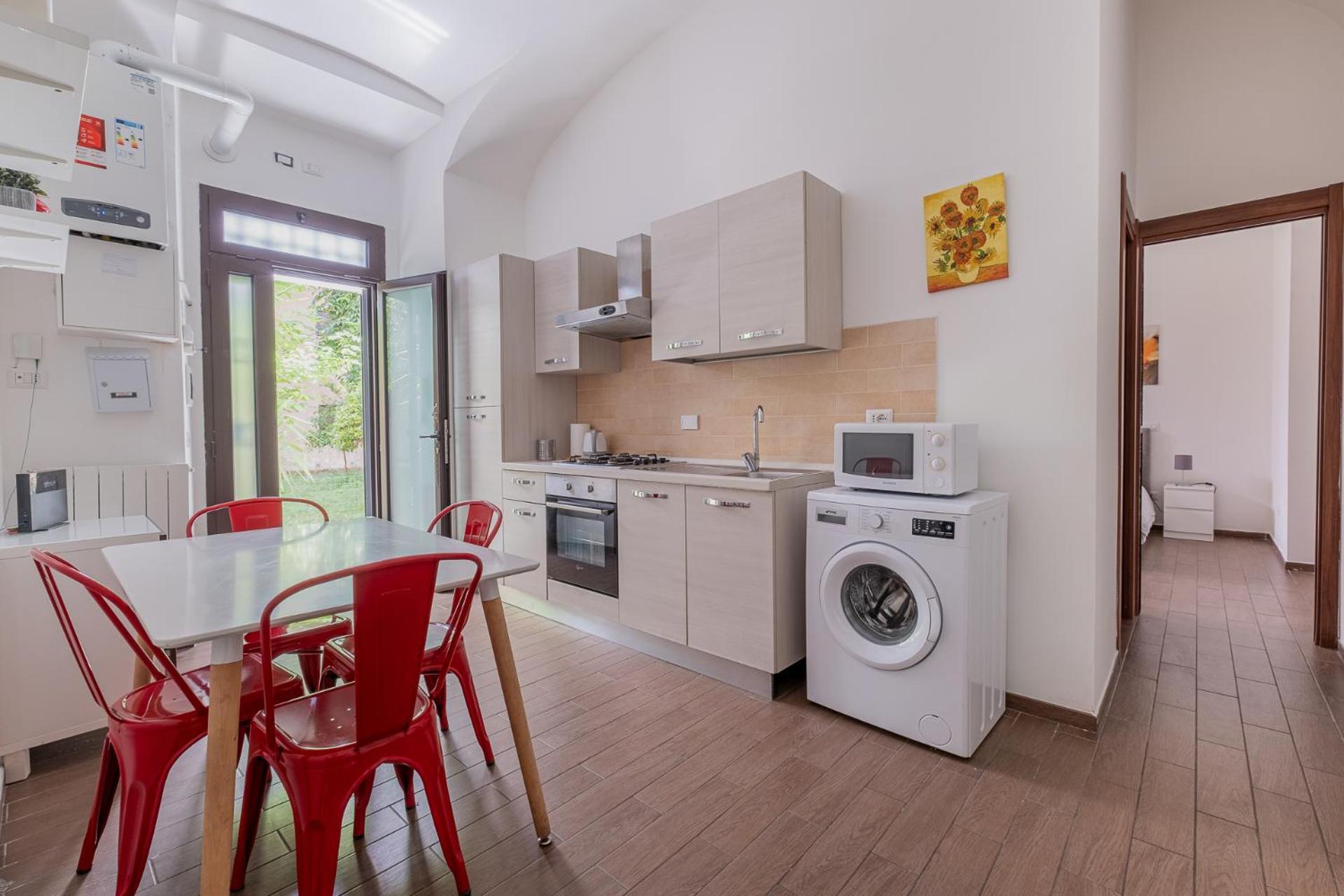 Castel Sant Angelo's Harmonious Apartamento Roma