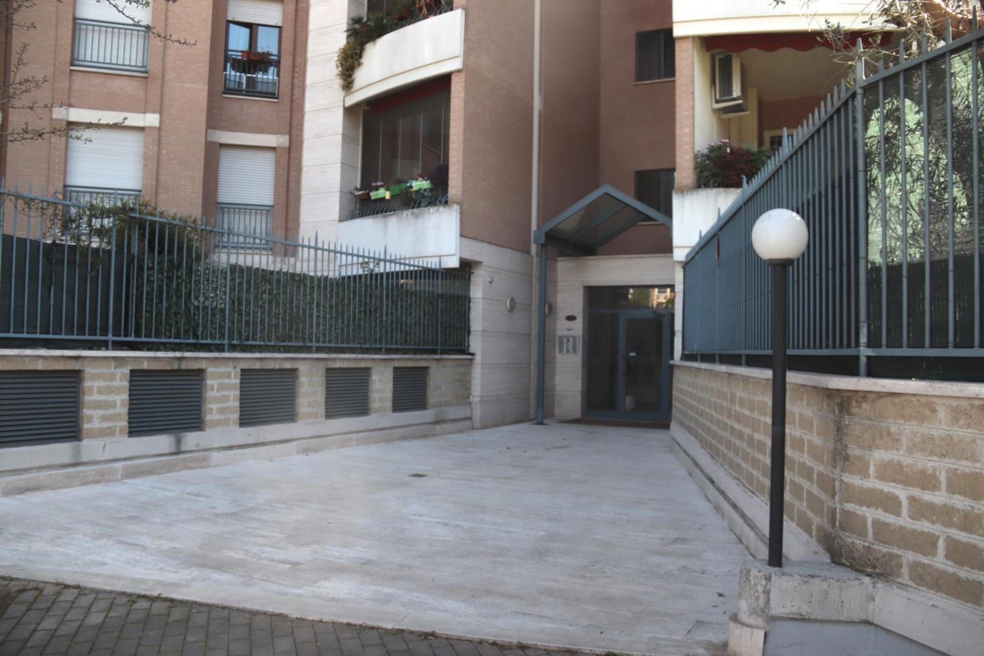 Lux Capannelle Apartamento *