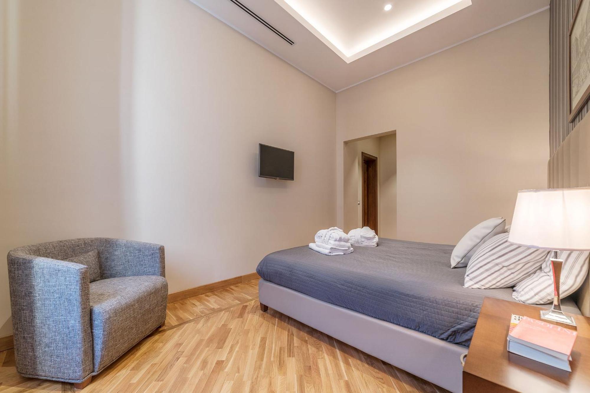900 Lazio, Emilia & La Corte Roma