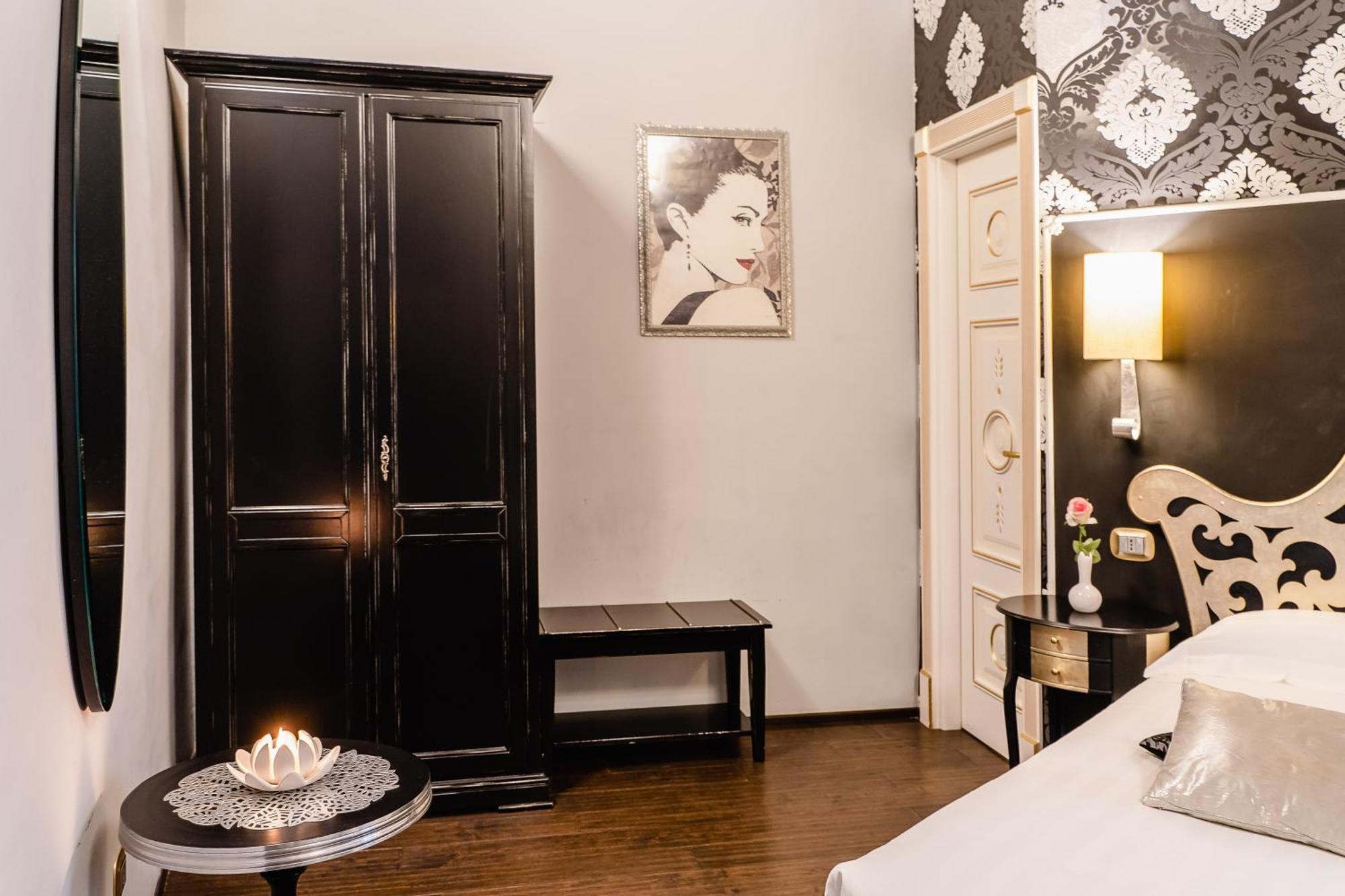 Del Sole-roma Affittacamere 3*