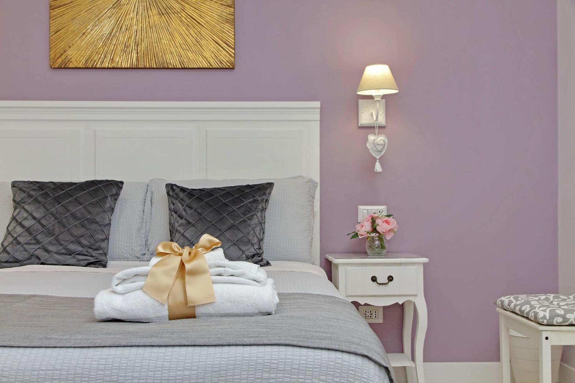 Gjestgiverier Charming 2*