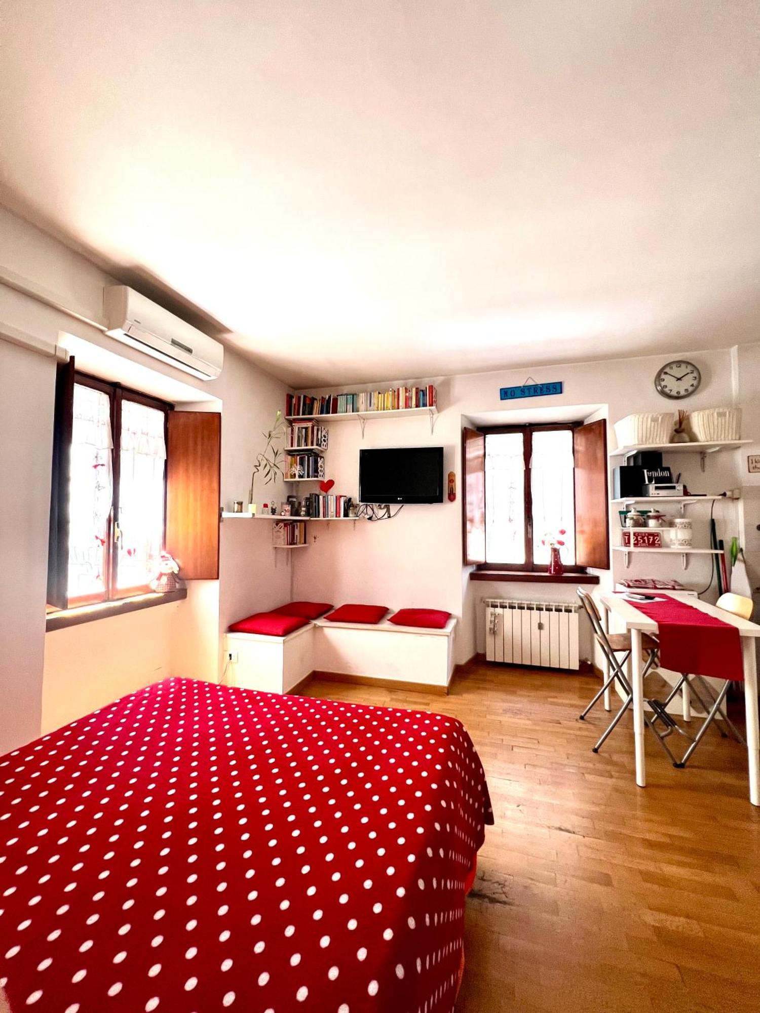 Lovely Near Colosseum Apartamento