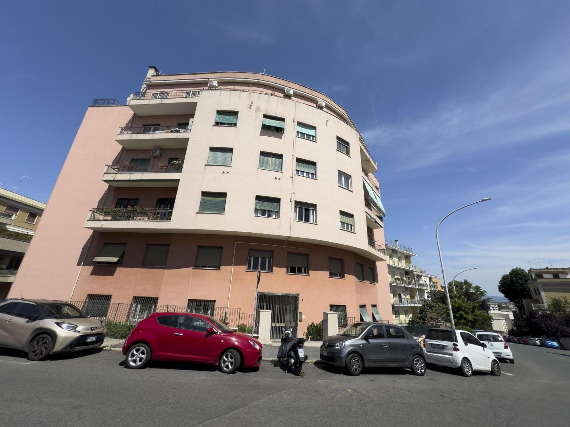 Appartamento Lightsome And Large Family